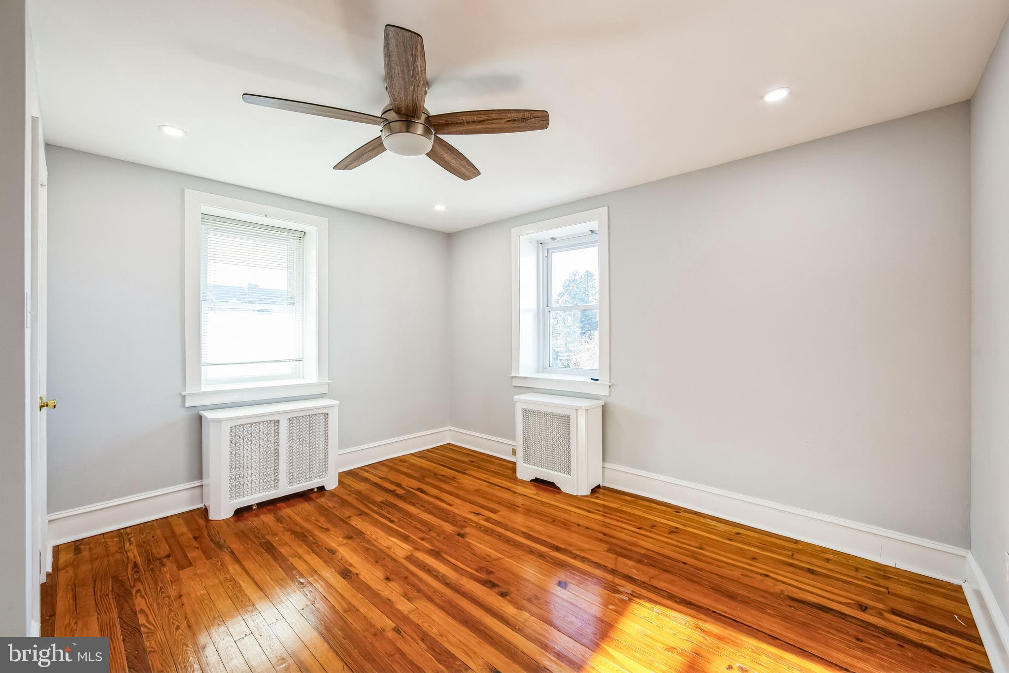 ROXBOROUGH - Residential