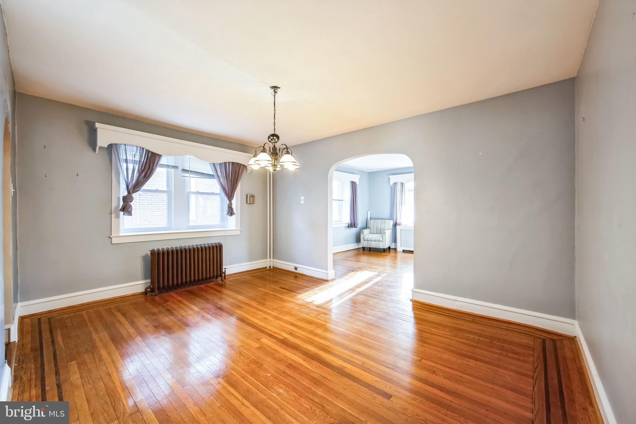 ROXBOROUGH - Residential