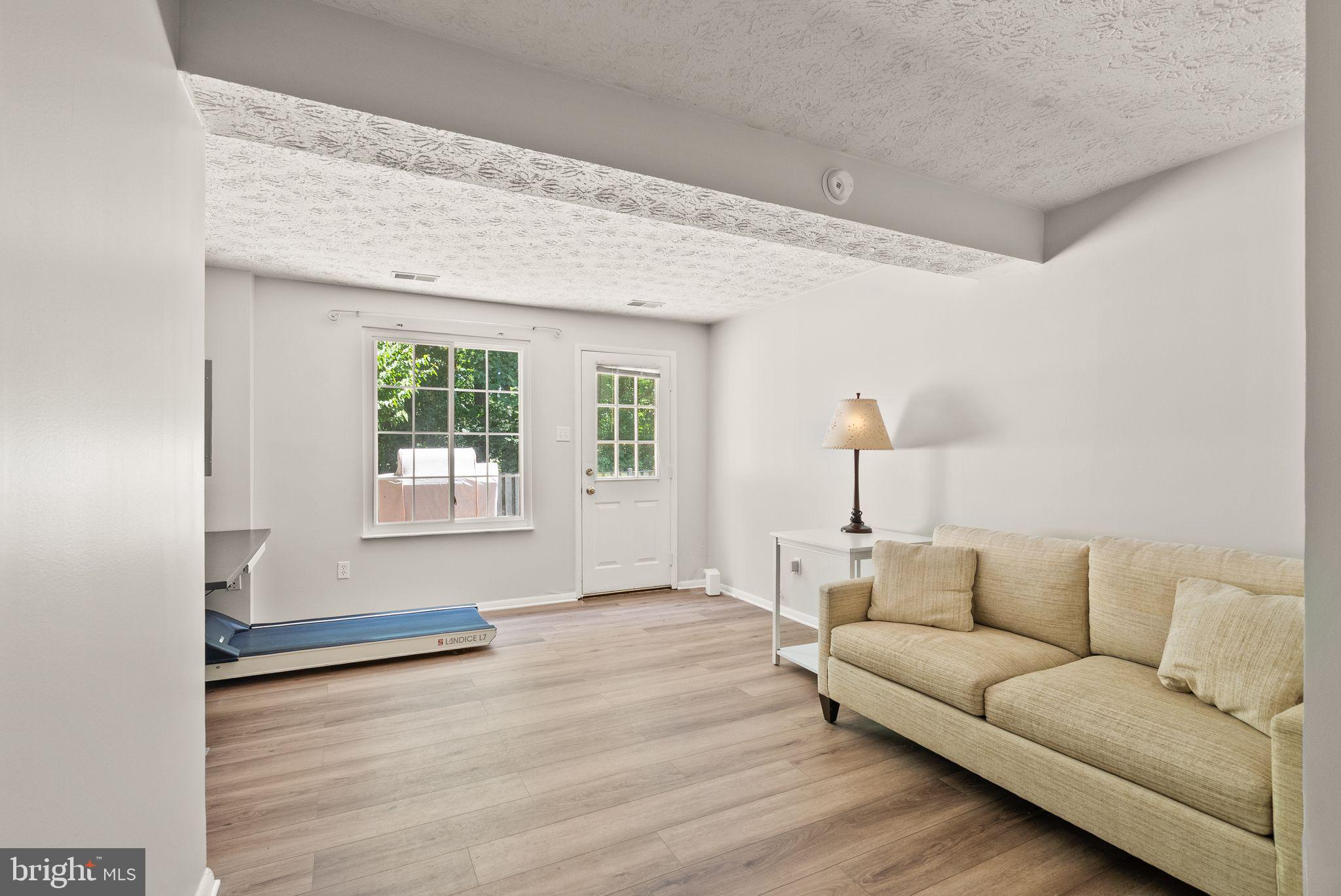 NEWINGTON FOREST - Residential