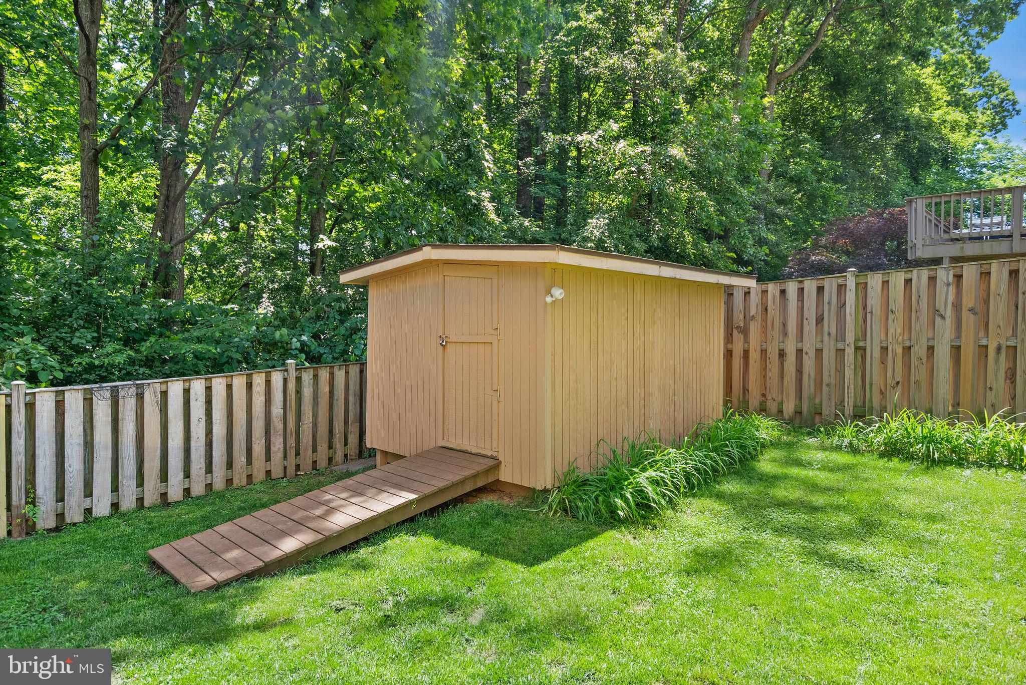 NEWINGTON FOREST - Residential