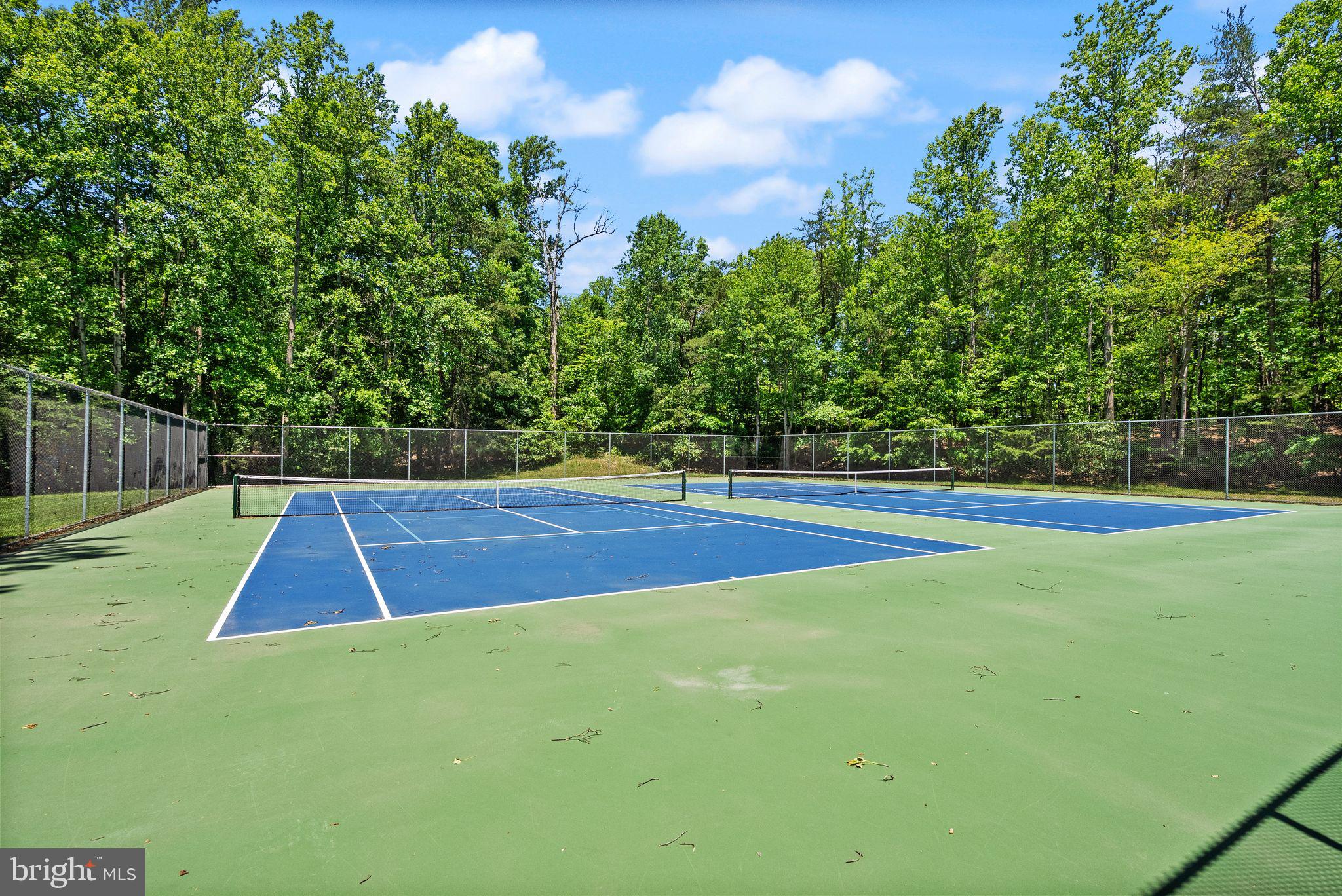 NEWINGTON FOREST - Residential