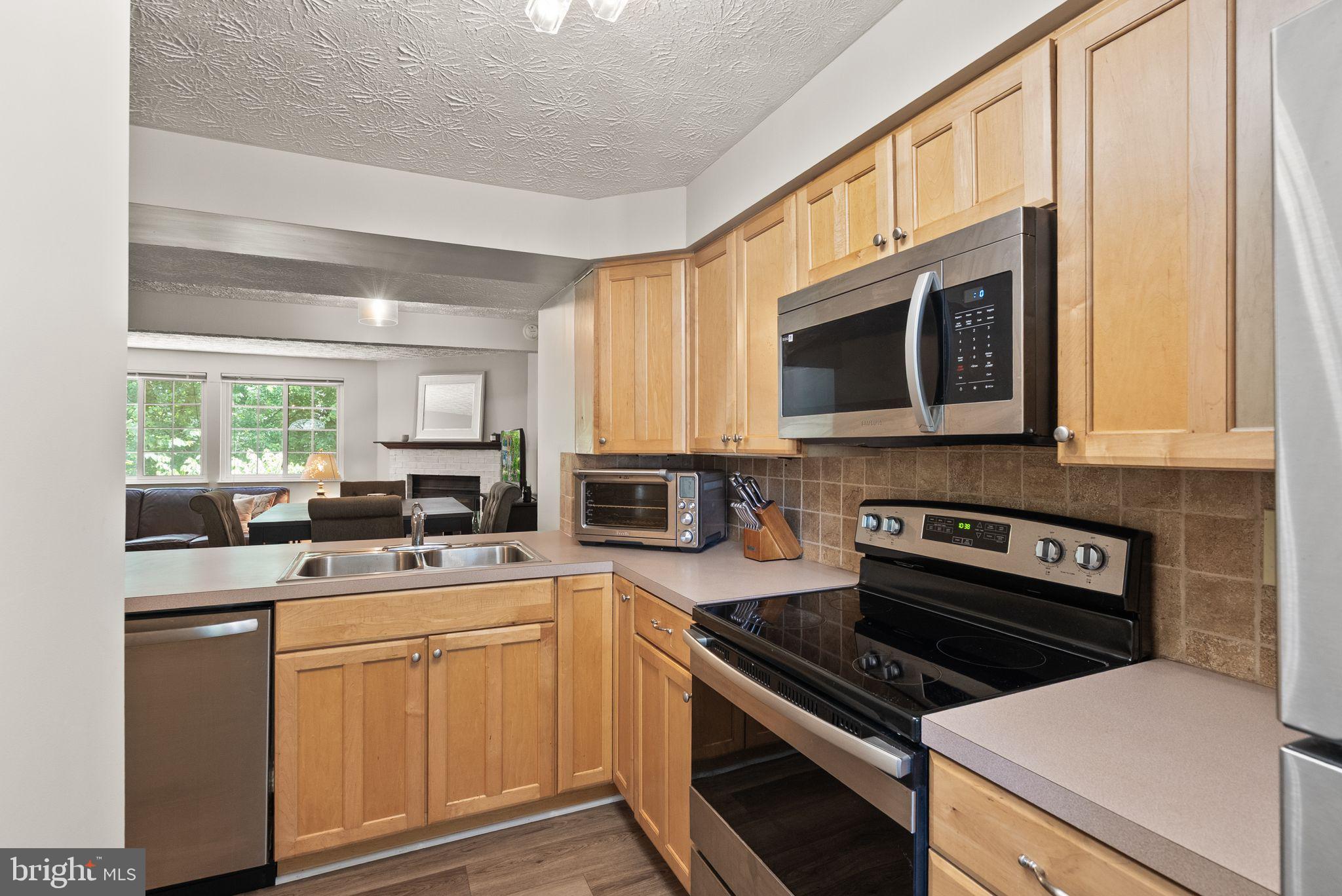 NEWINGTON FOREST - Residential