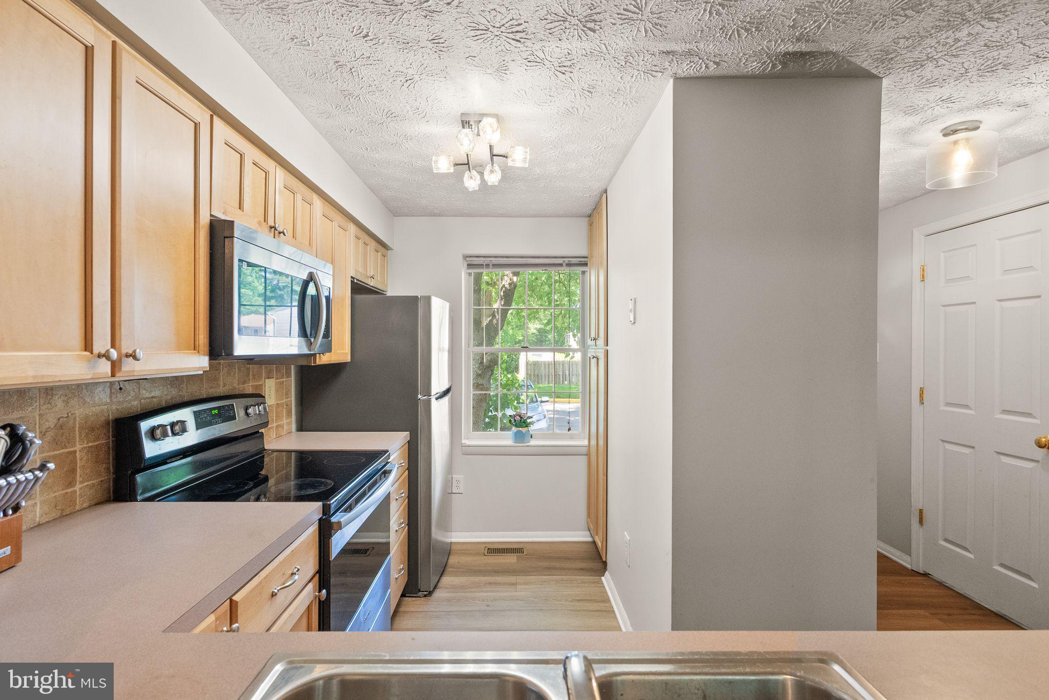 NEWINGTON FOREST - Residential