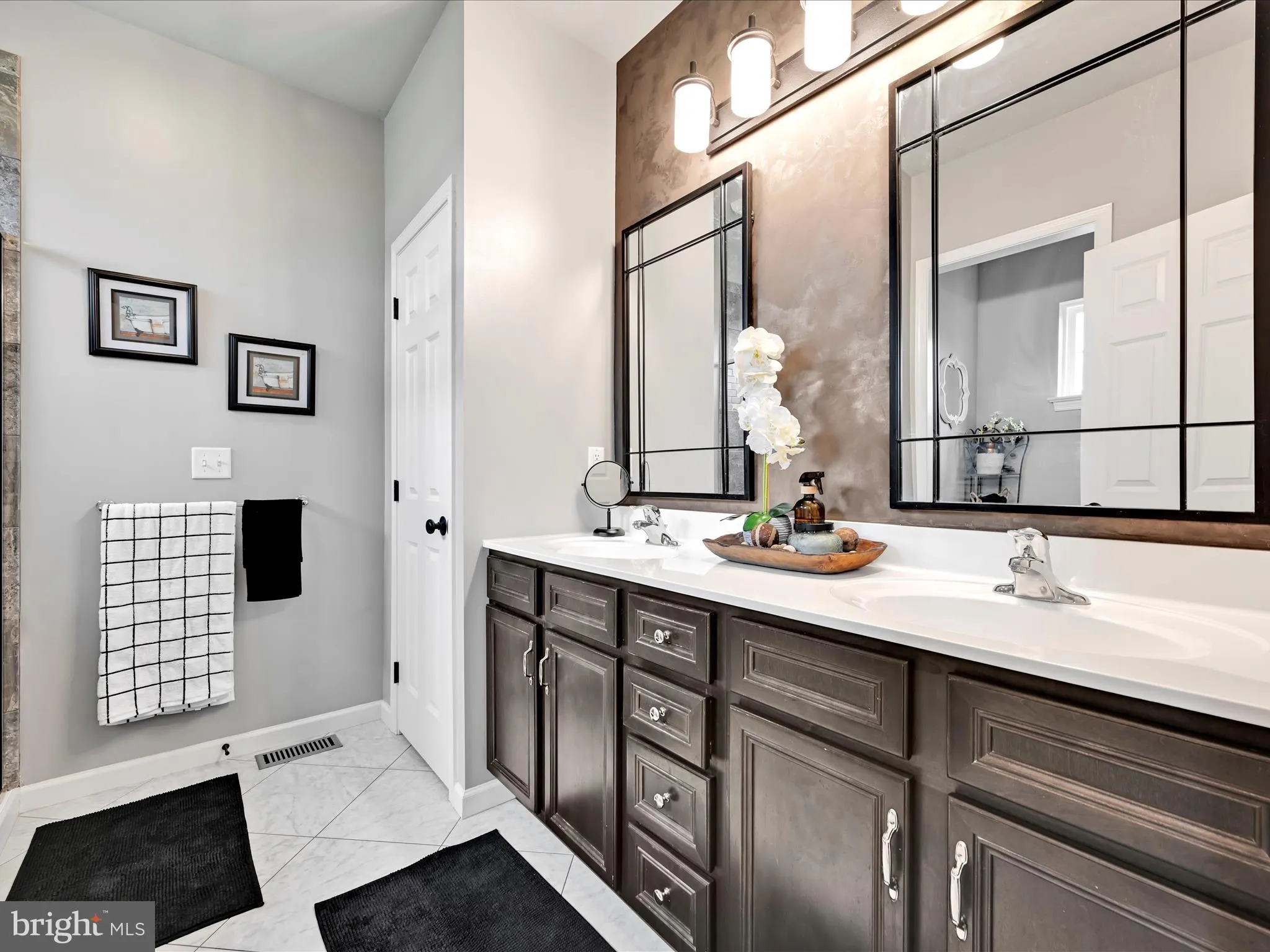 Annville, Pennsylvania 17003, United States, 3 Bedrooms Bedrooms, ,3 BathroomsBathrooms,Residential,Pending,188788