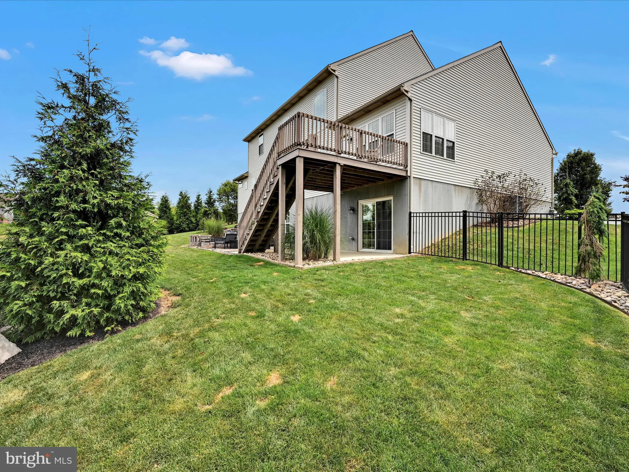 Annville, Pennsylvania 17003, United States, 3 Bedrooms Bedrooms, ,3 BathroomsBathrooms,Residential,Pending,188788