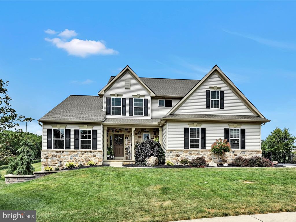 Photo of 609 Meadowview Dr, ANNVILLE, PA 17003 (MLS # PALN2022198)