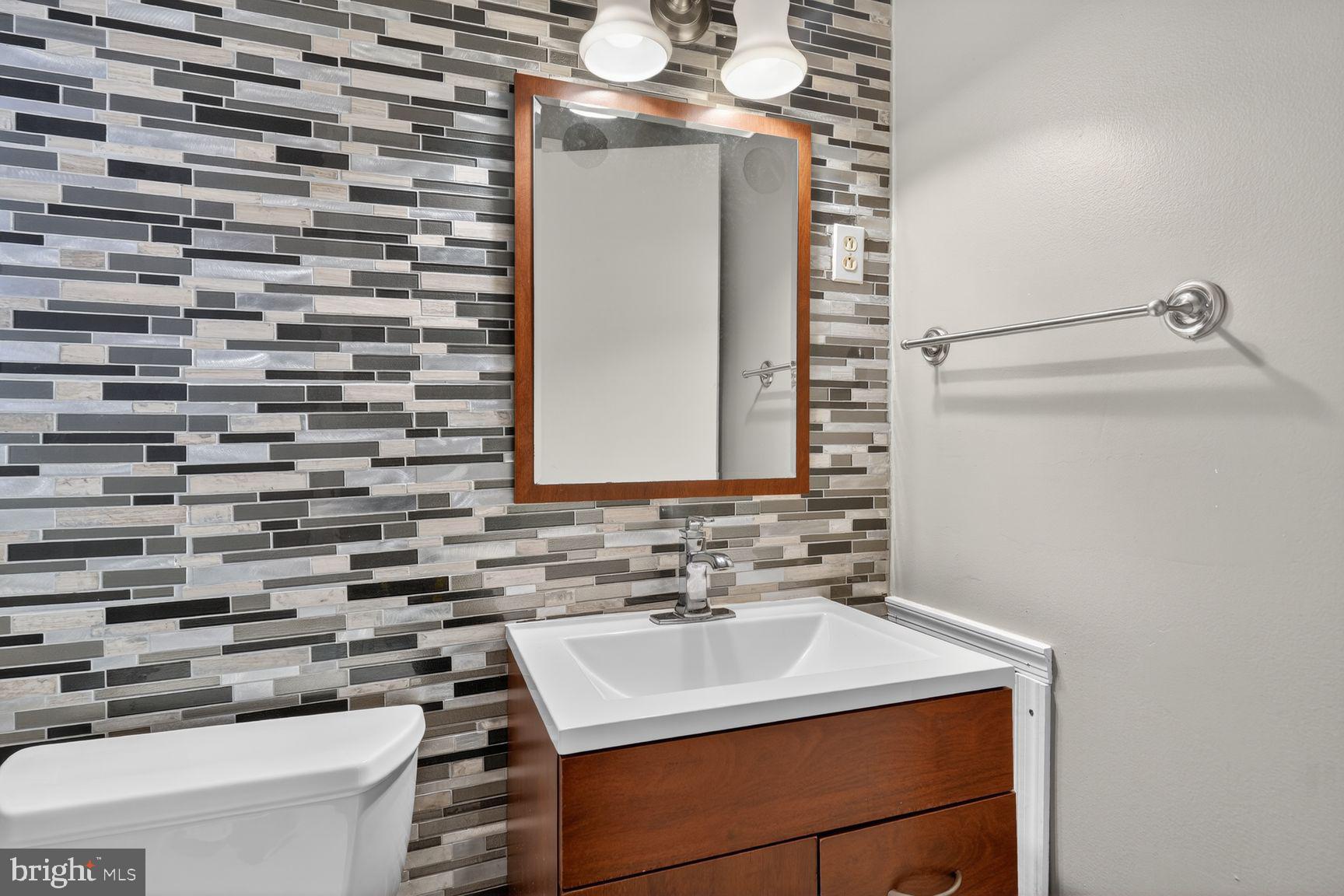 TEMPLE HILLS PARK - Residential