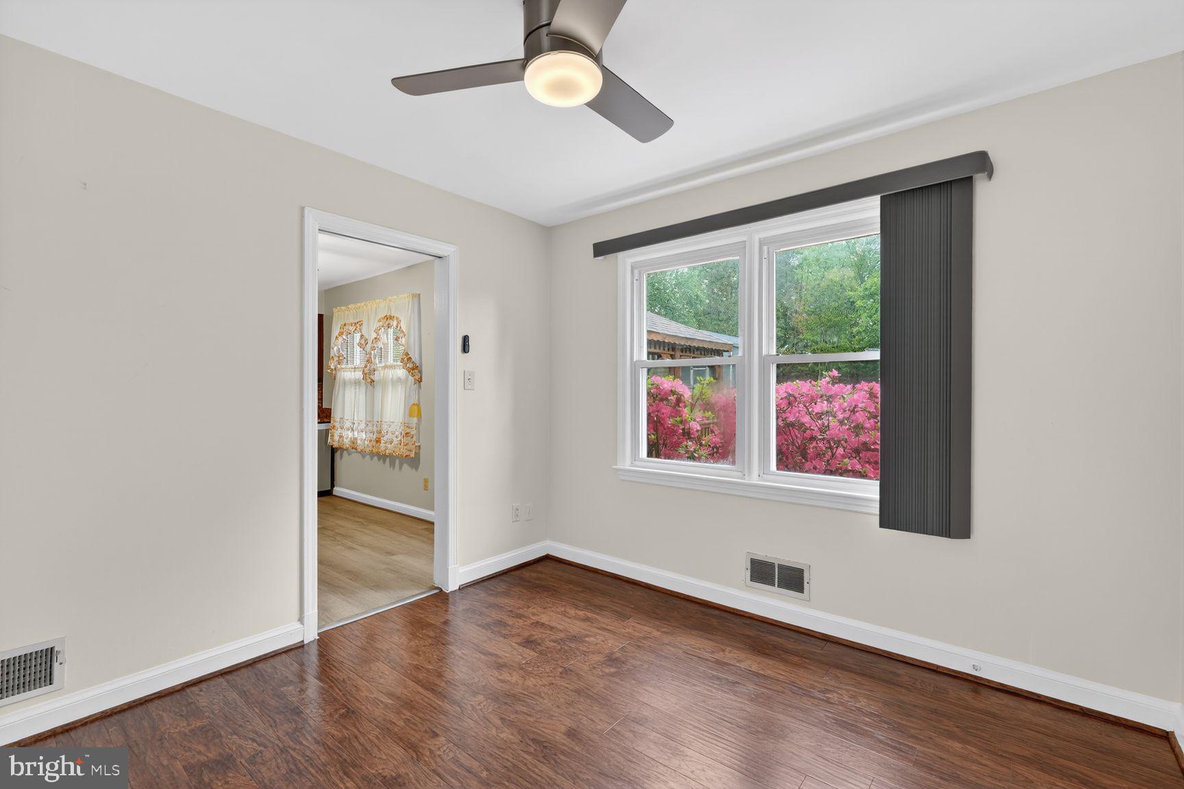 TEMPLE HILLS PARK - Residential