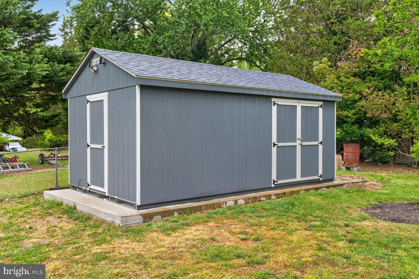 TEMPLE HILLS PARK - Residential