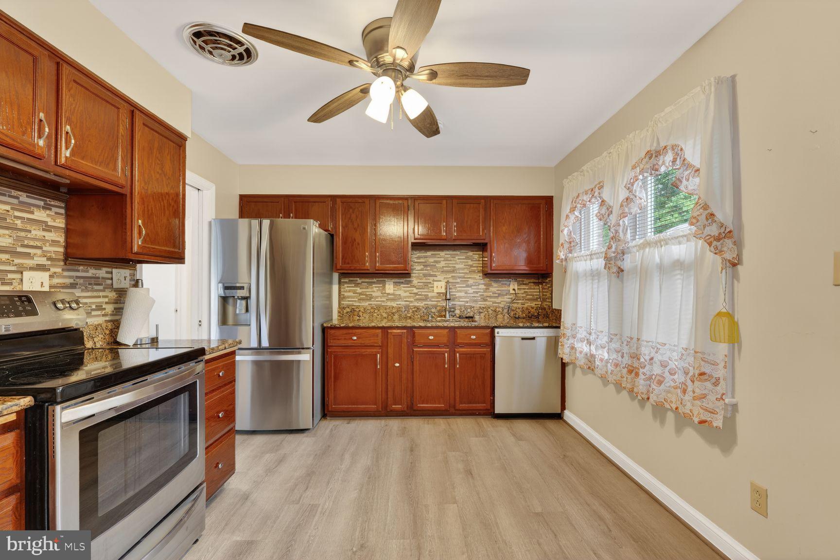 TEMPLE HILLS PARK - Residential