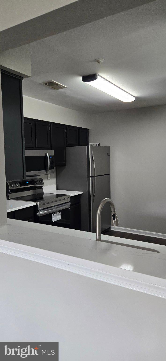 19 HIGHSTREAM COURT 1022