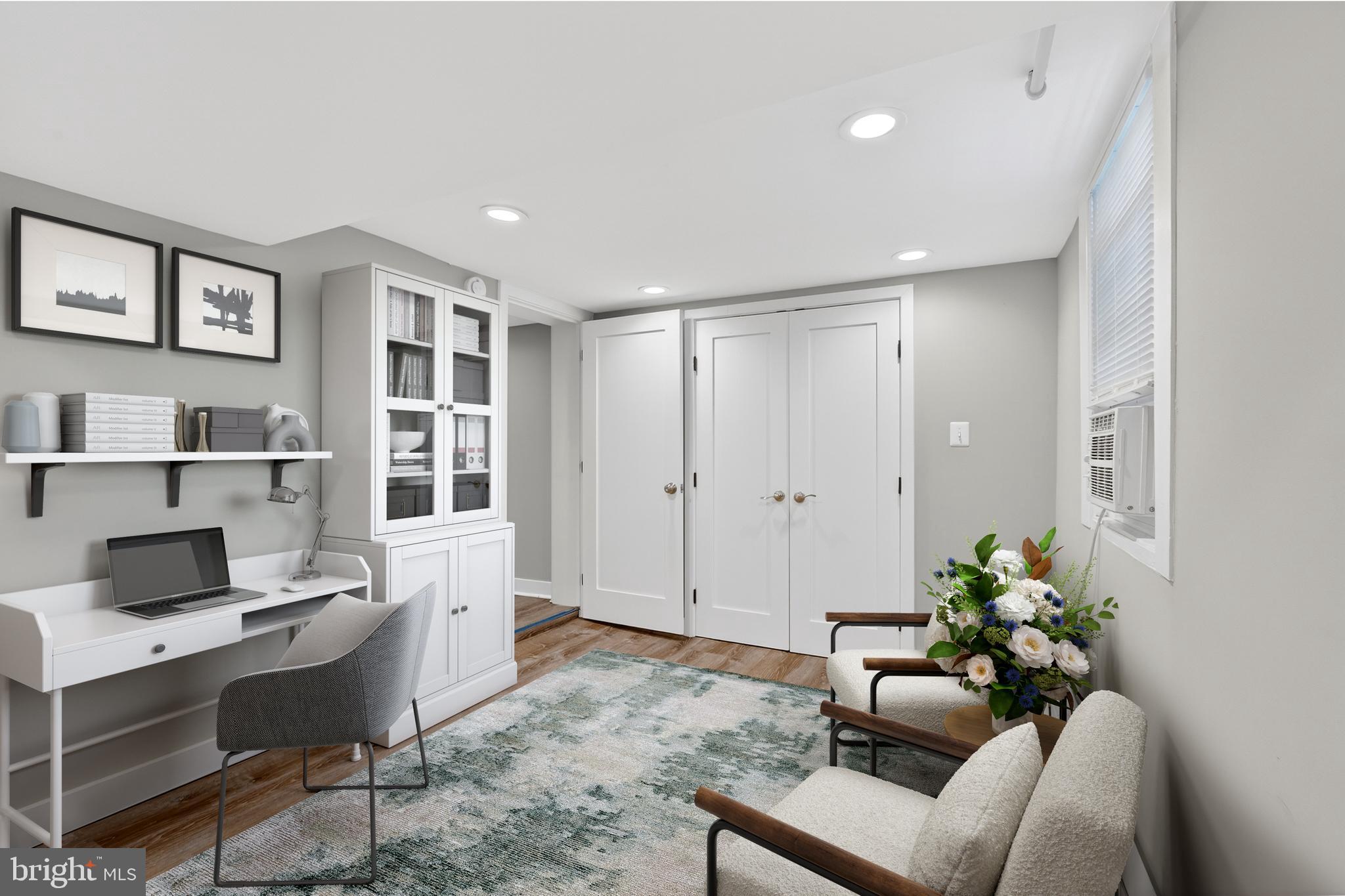 SILVER SPRING - Residential