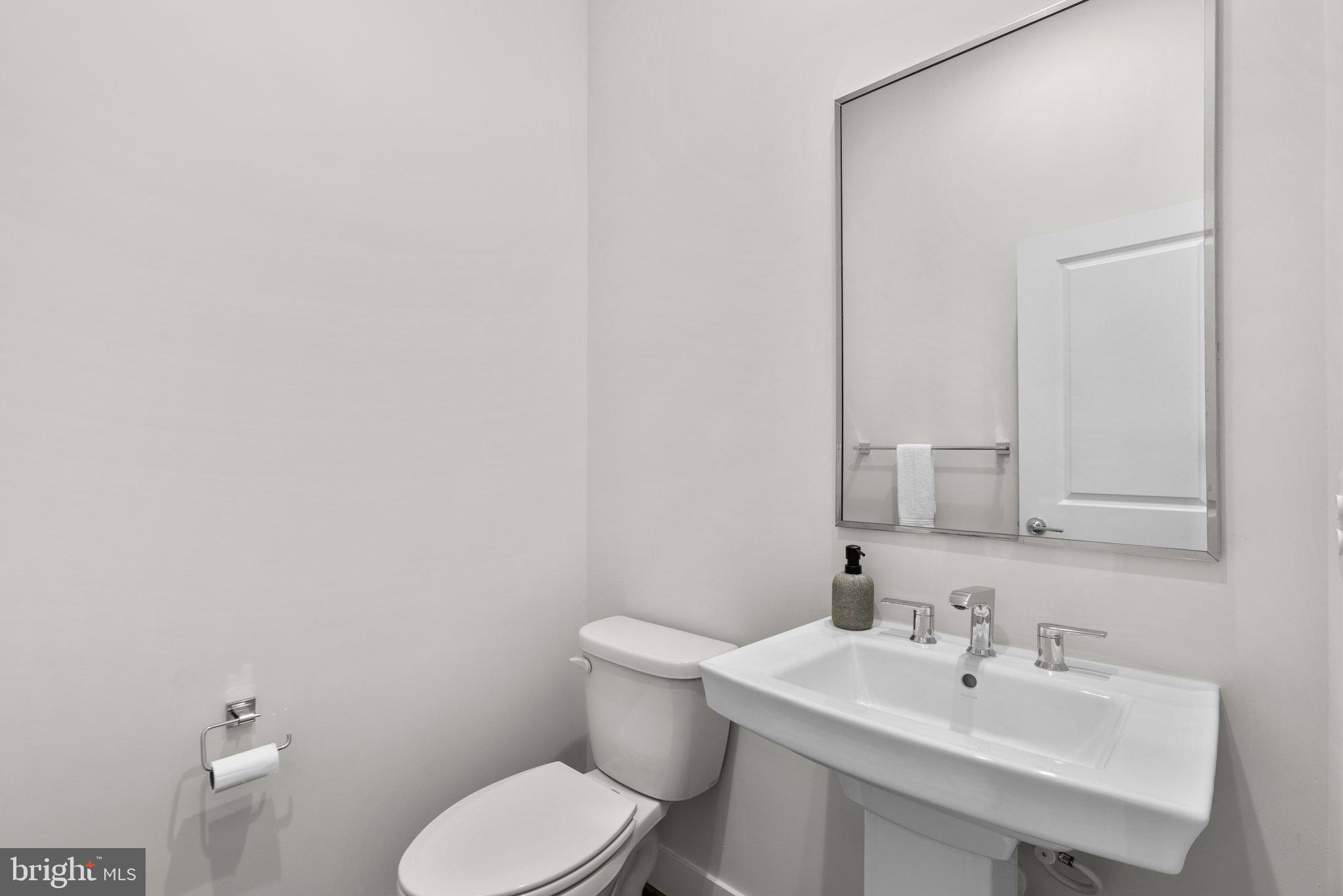 CROWN FARM - Residential