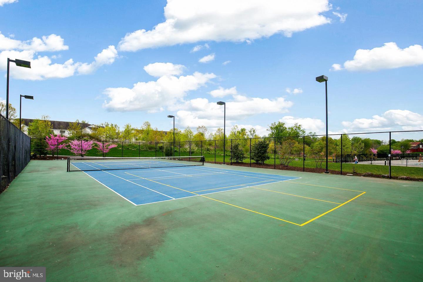 CROWN FARM - Residential