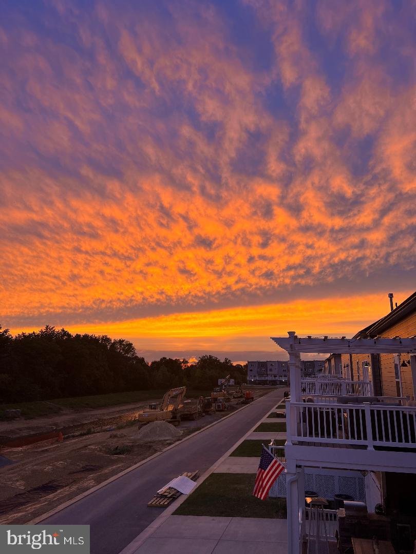 CROWN FARM - Residential