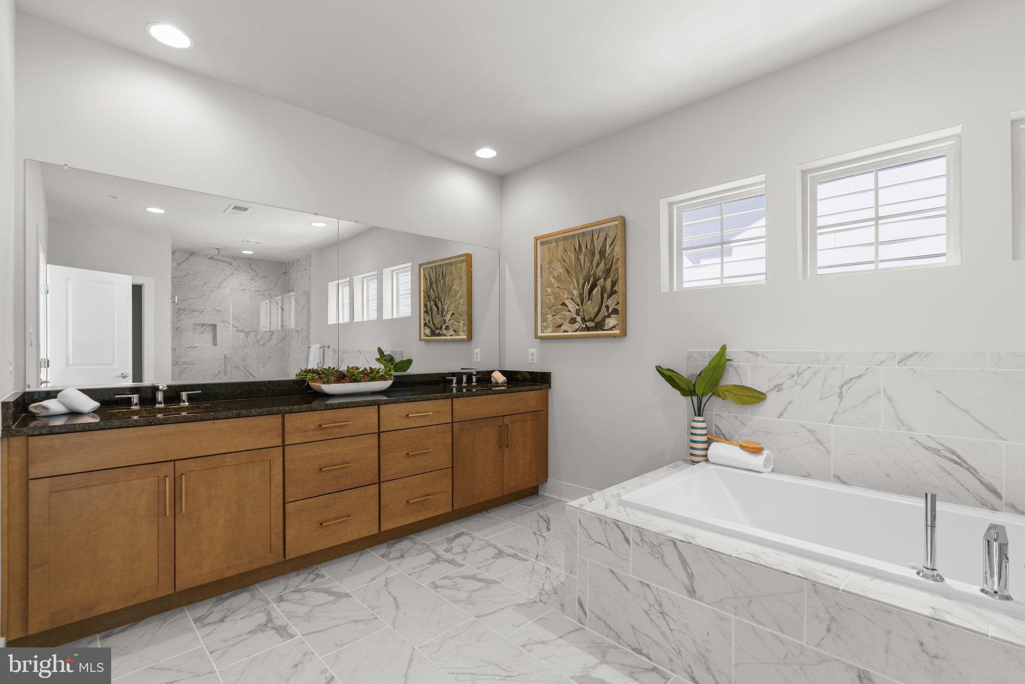 CROWN FARM - Residential