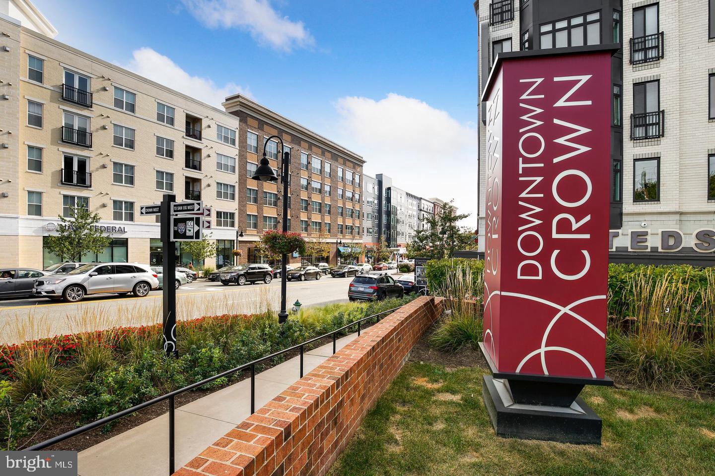 CROWN FARM - Residential