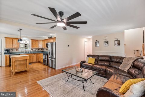 Tiny photo for 425 Dorset Drive, RUTHER GLEN, VA 22546 (MLS # VACV2010008)