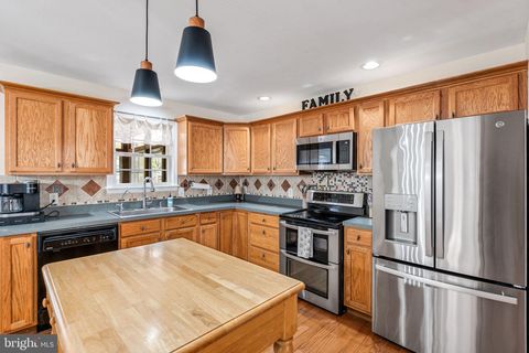 Tiny photo for 425 Dorset Drive, RUTHER GLEN, VA 22546 (MLS # VACV2010008)
