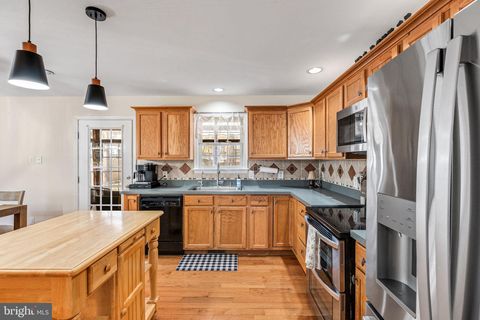 Tiny photo for 425 Dorset Drive, RUTHER GLEN, VA 22546 (MLS # VACV2010008)