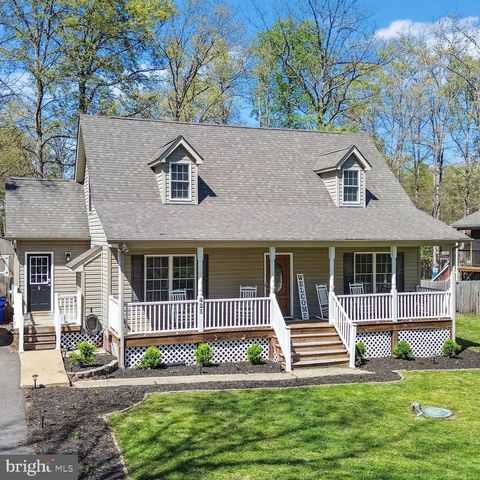 Photo of 425 Dorset Drive, RUTHER GLEN, VA 22546 (MLS # VACV2010008)