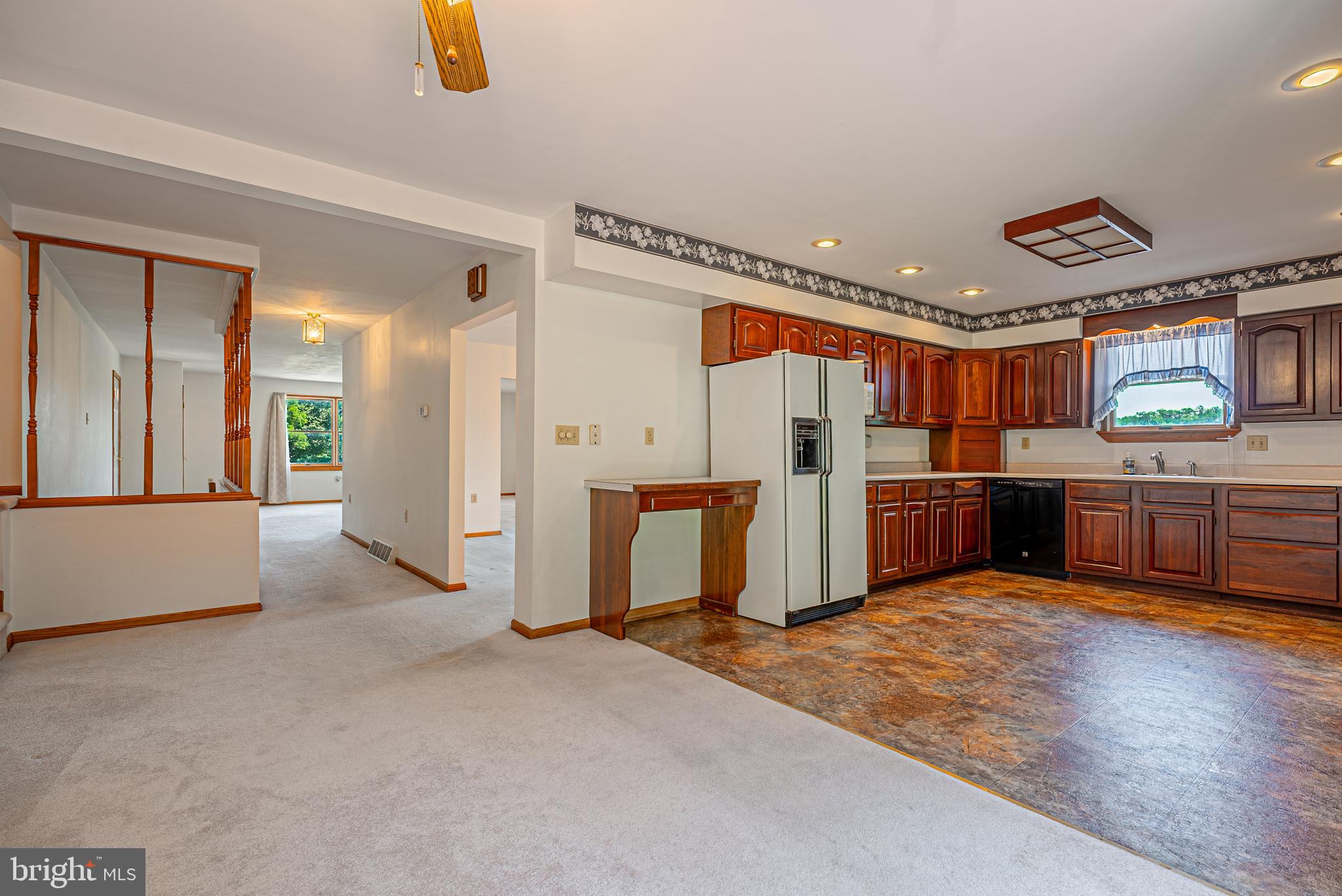608 WELLINGTON LANE