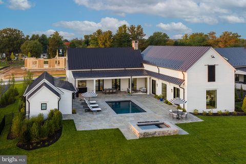 604 MARTINGALE RIDGE DRIVE MIDDLEBURG VA 20117