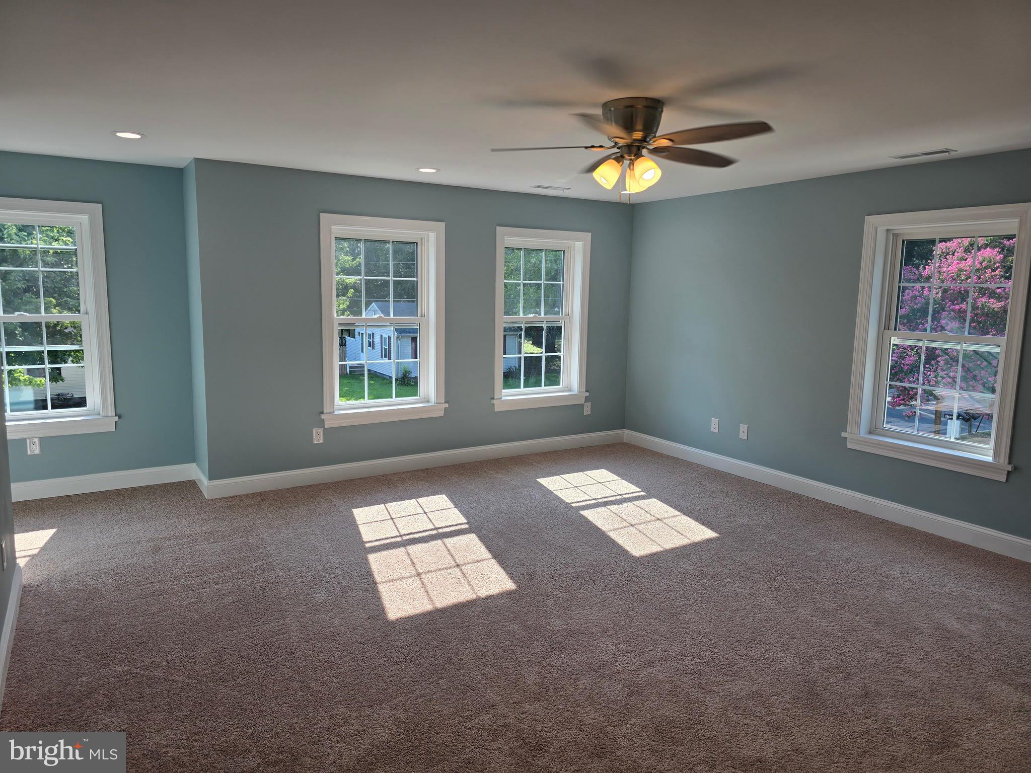 MANOKIN - Residential