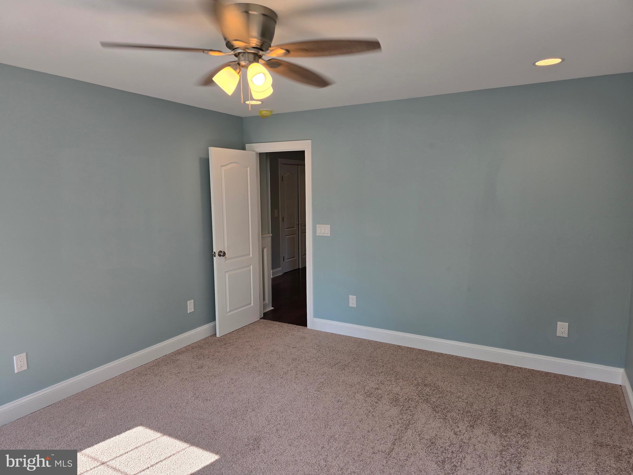 MANOKIN - Residential