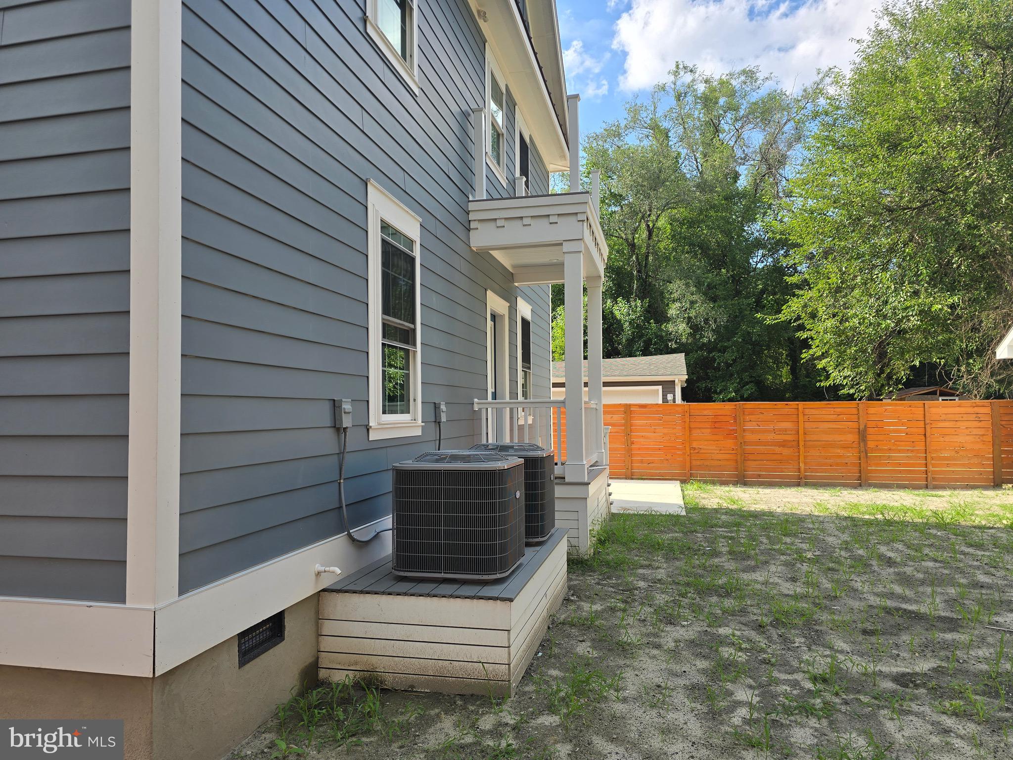 MANOKIN - Residential