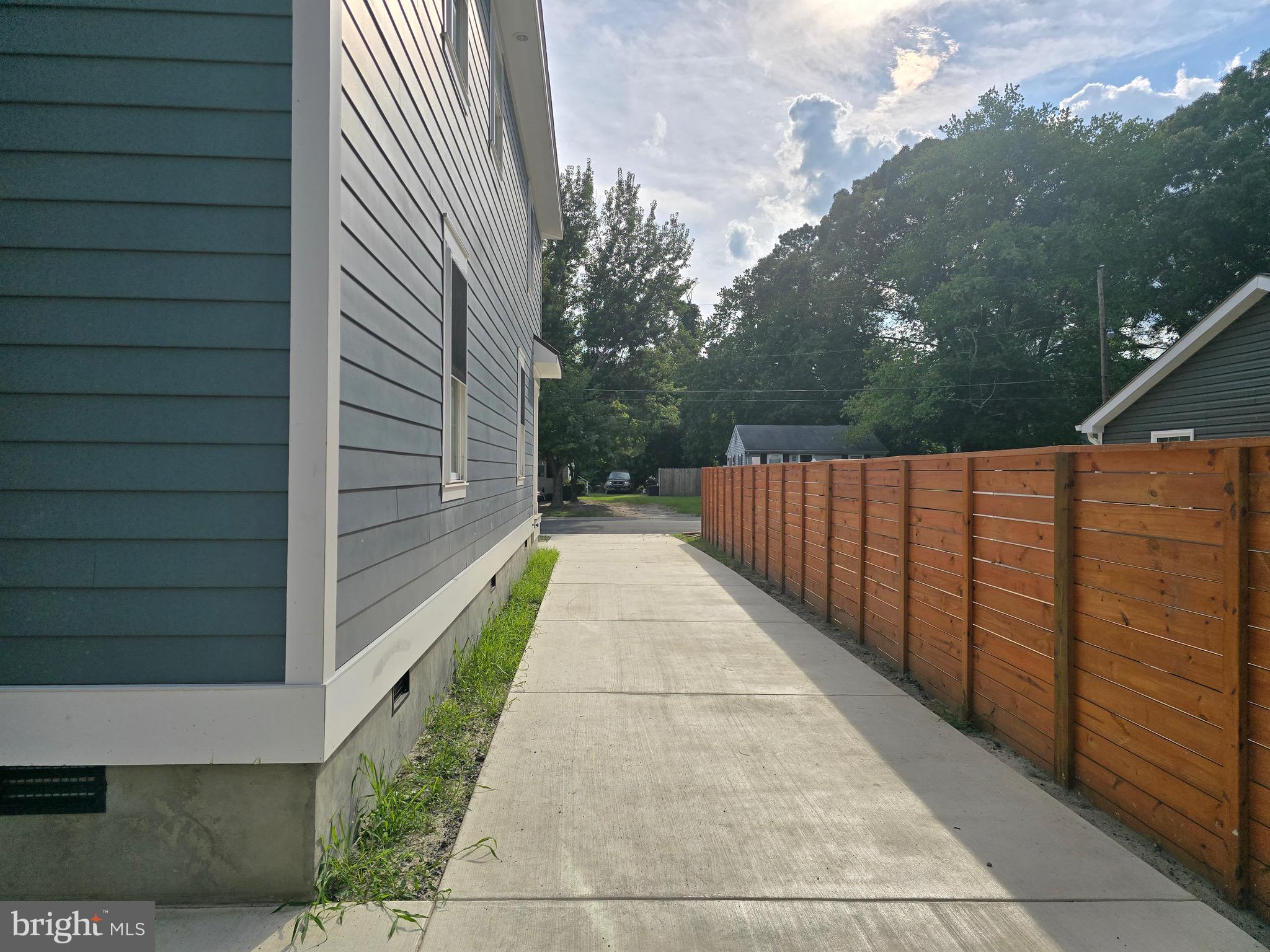 MANOKIN - Residential