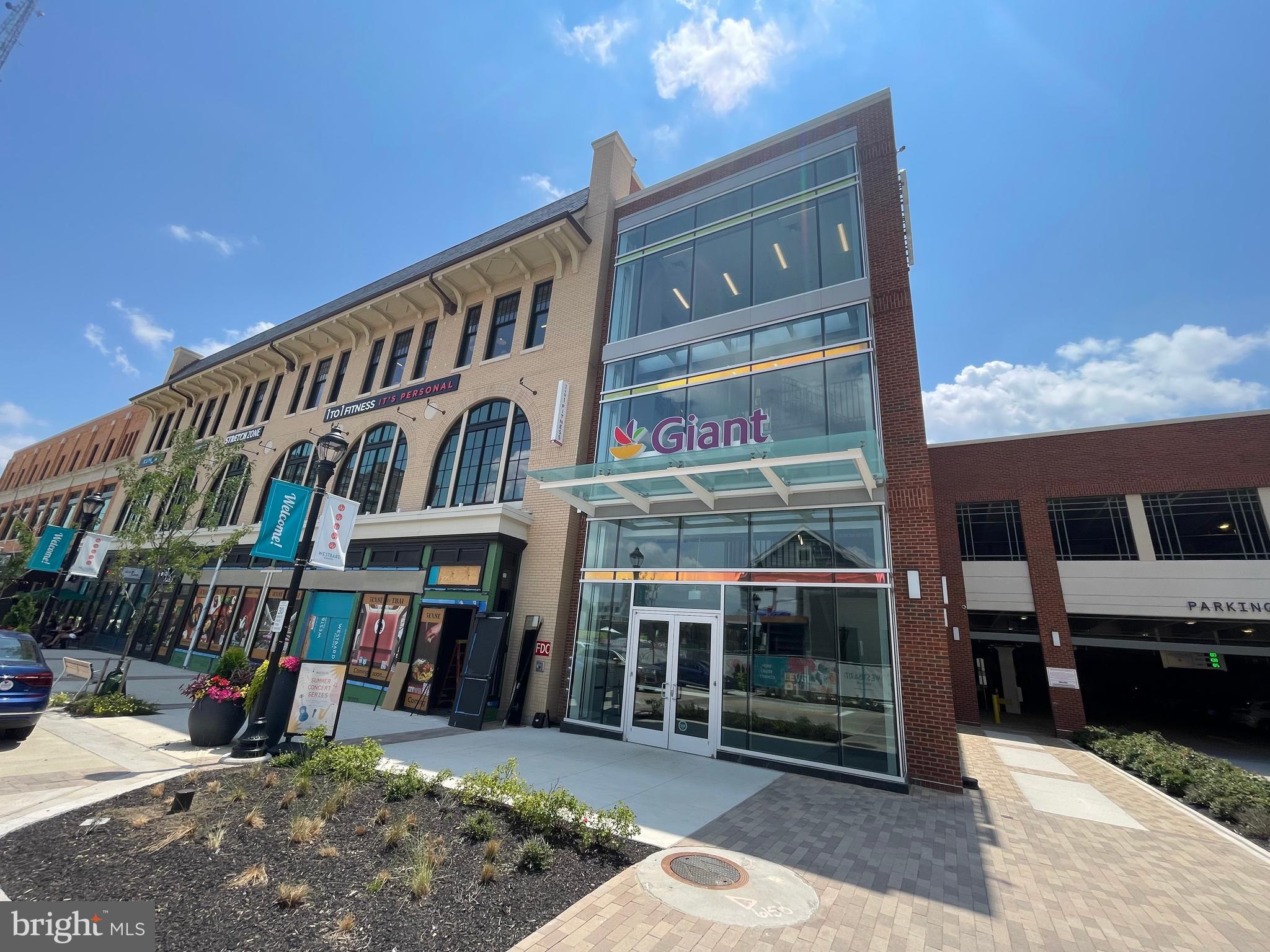 WESTWOOD - Residential Lease