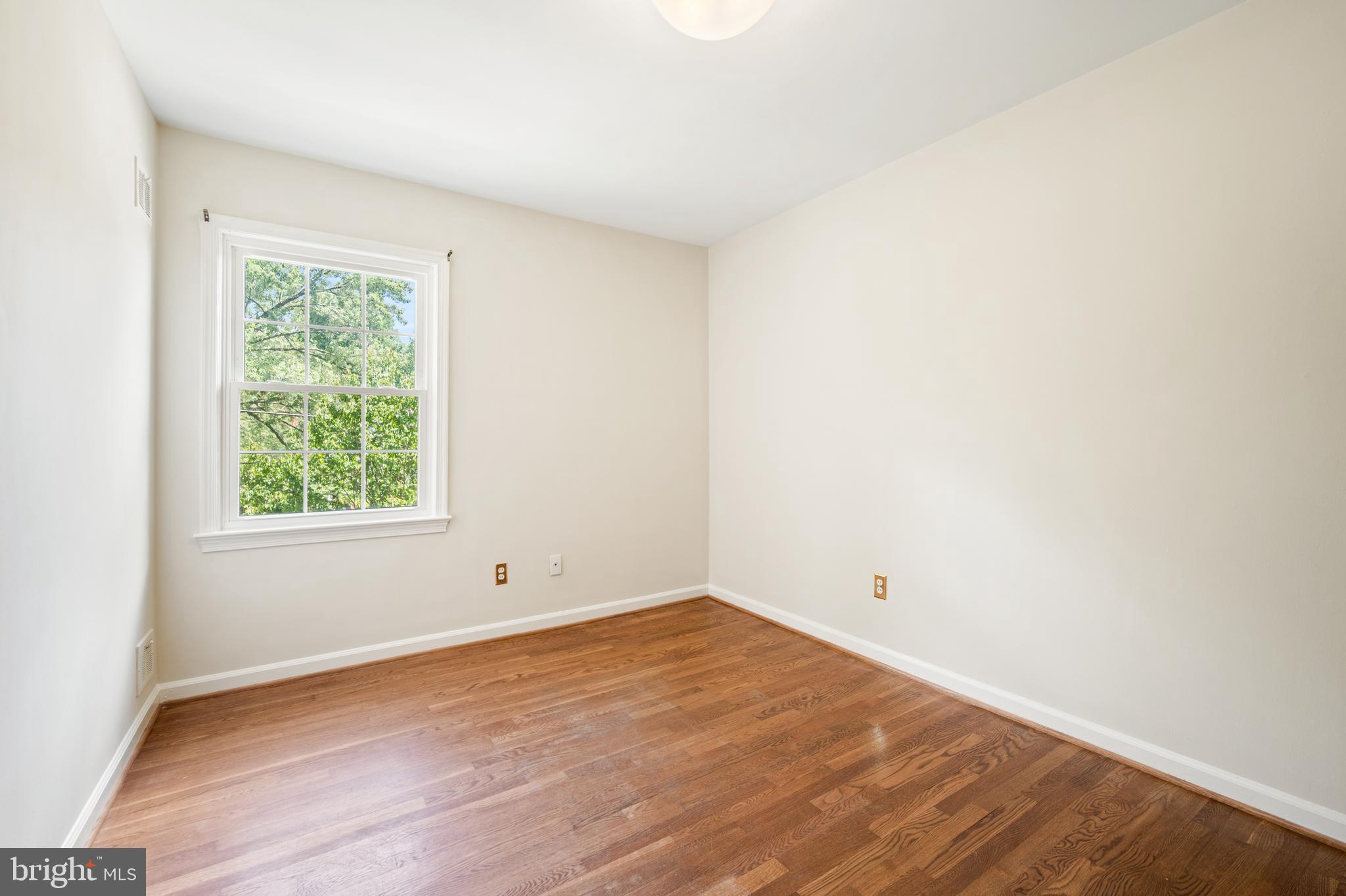 WESTWOOD - Residential Lease