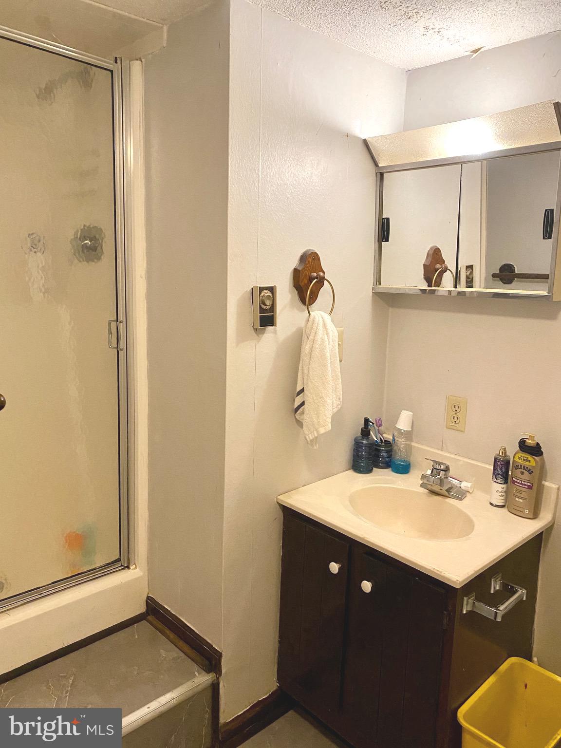 NEW HOPE ACRES - Residential