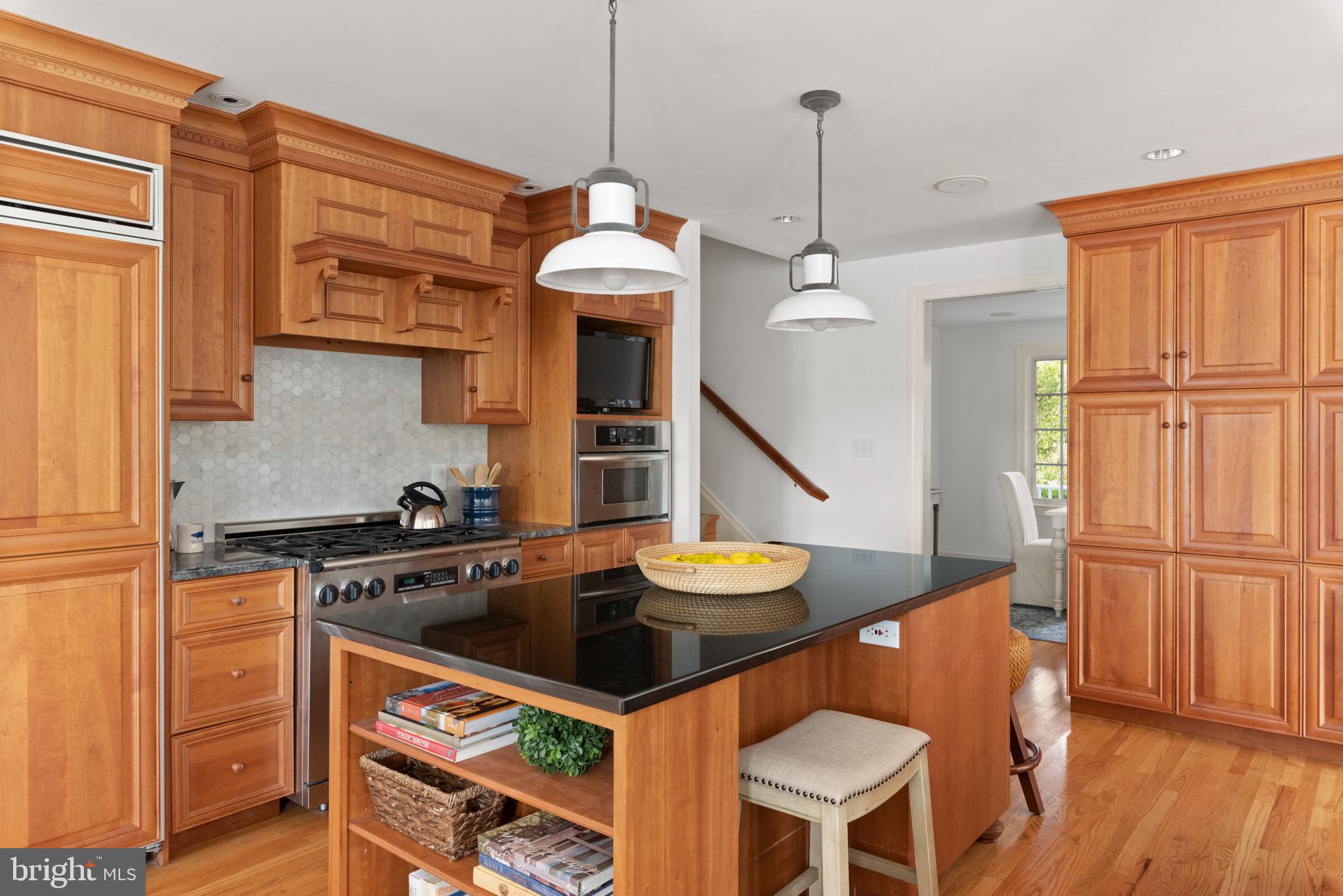 WILD ROSE SHORES - Residential