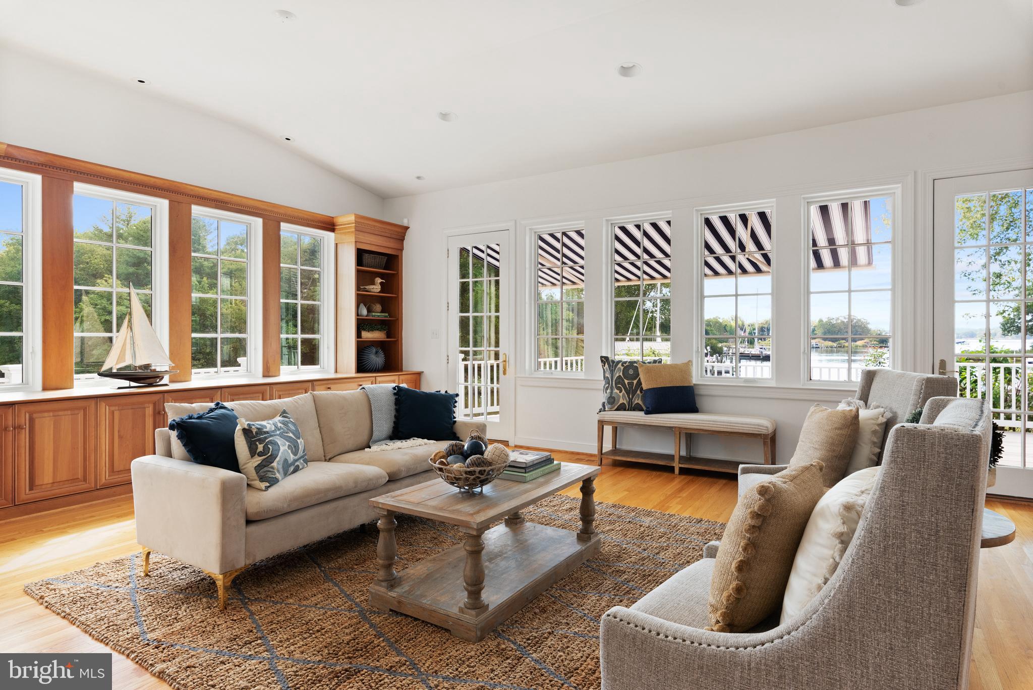 WILD ROSE SHORES - Residential