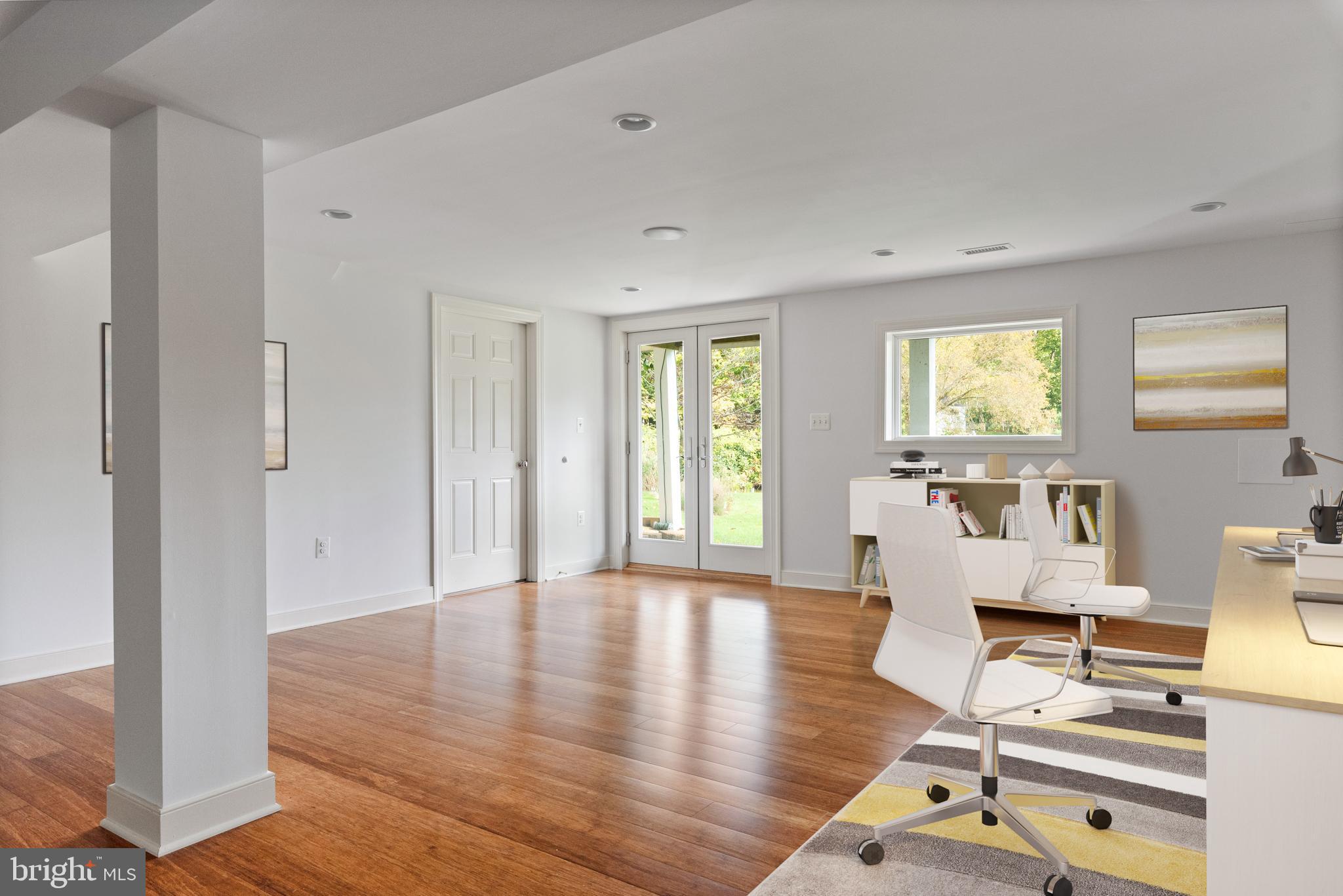 WILD ROSE SHORES - Residential