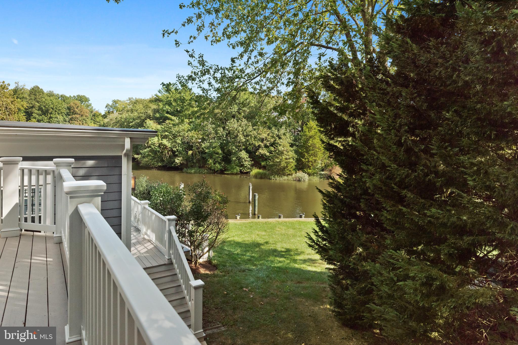 WILD ROSE SHORES - Residential