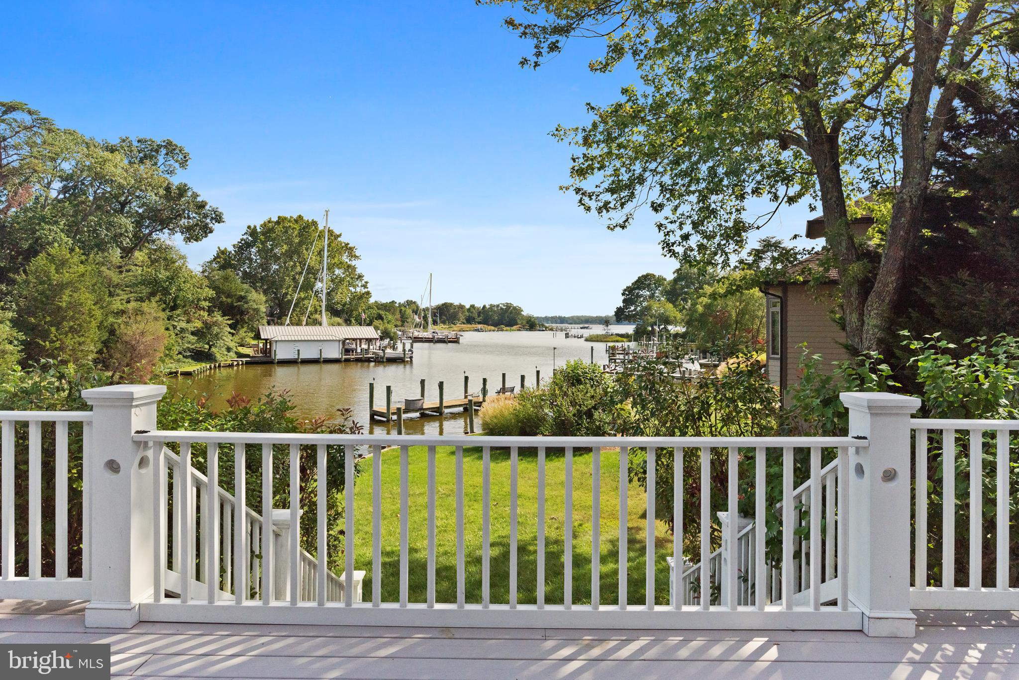 WILD ROSE SHORES - Residential