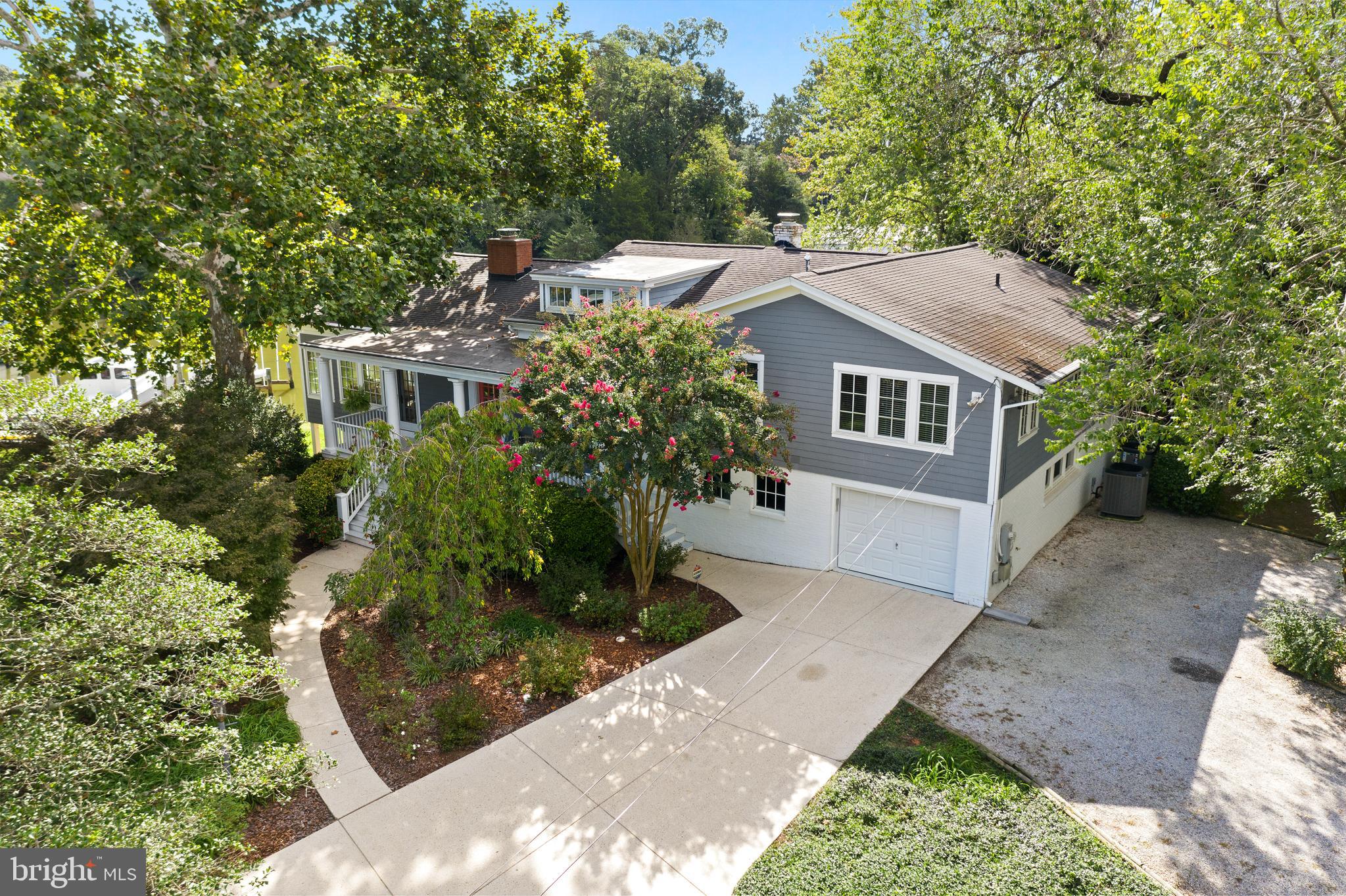 WILD ROSE SHORES - Residential