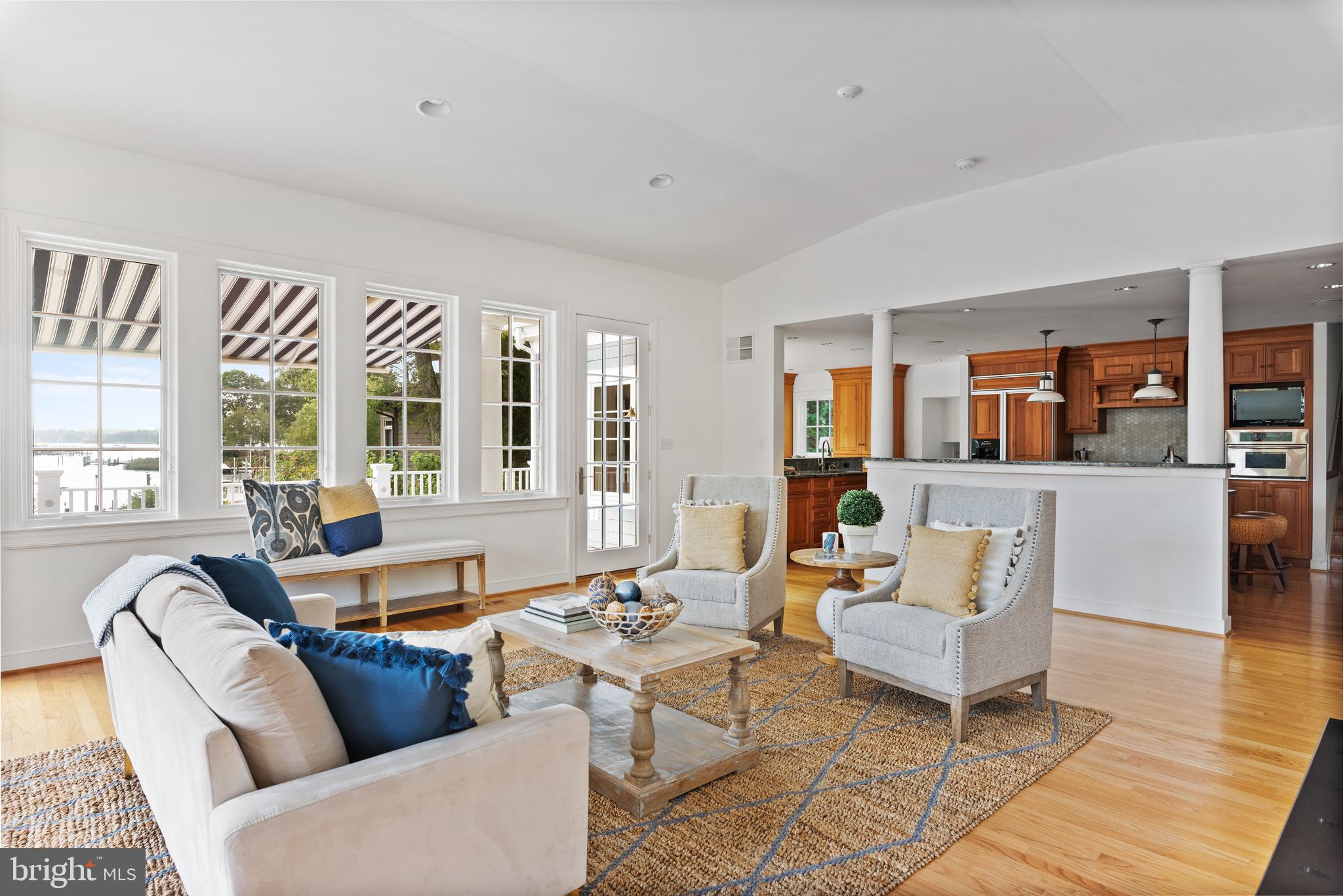 WILD ROSE SHORES - Residential