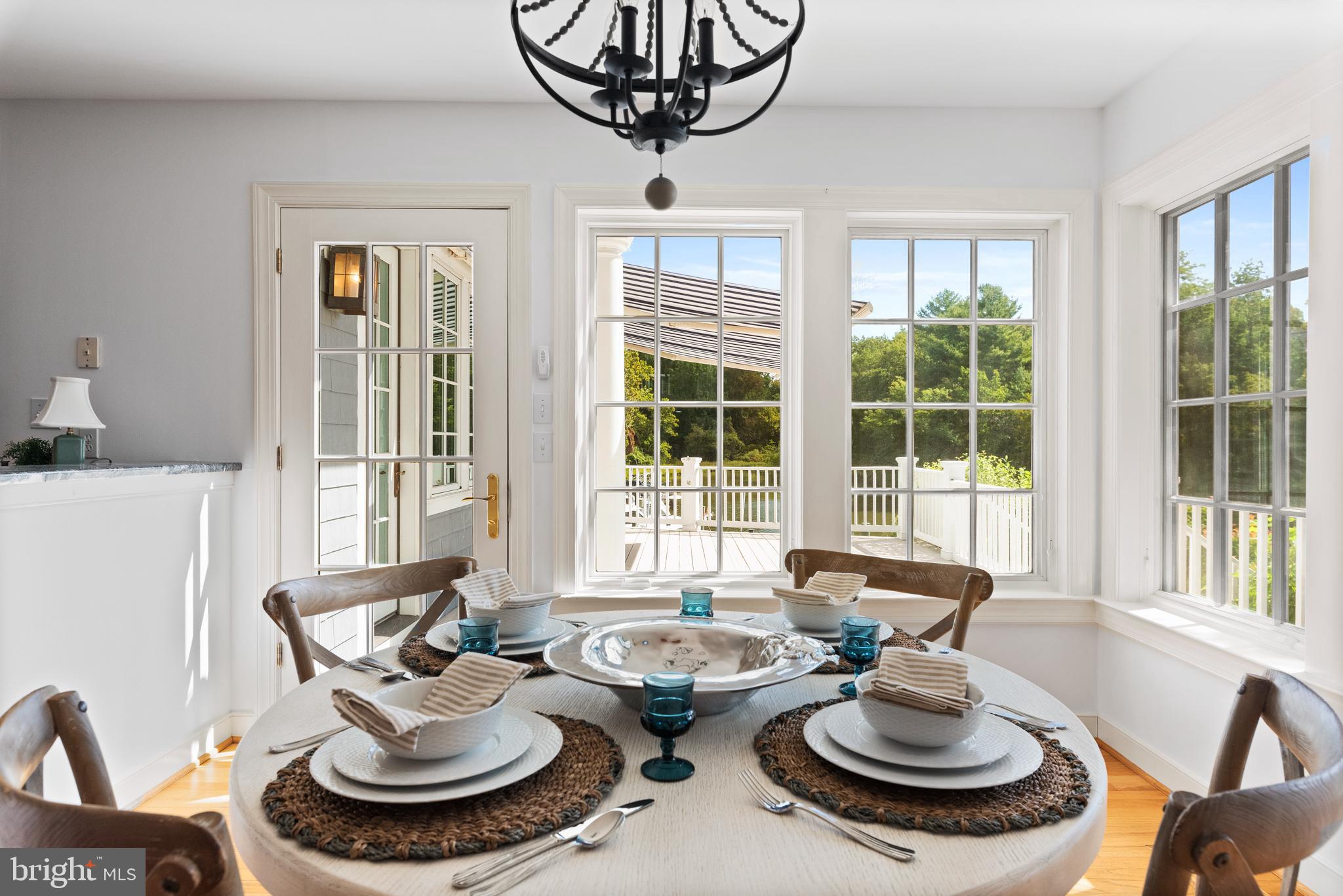 WILD ROSE SHORES - Residential