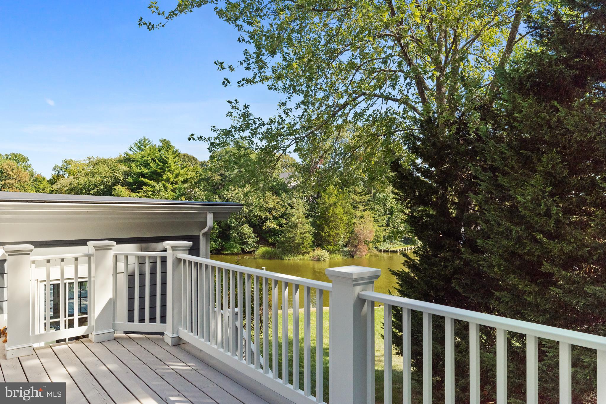 WILD ROSE SHORES - Residential