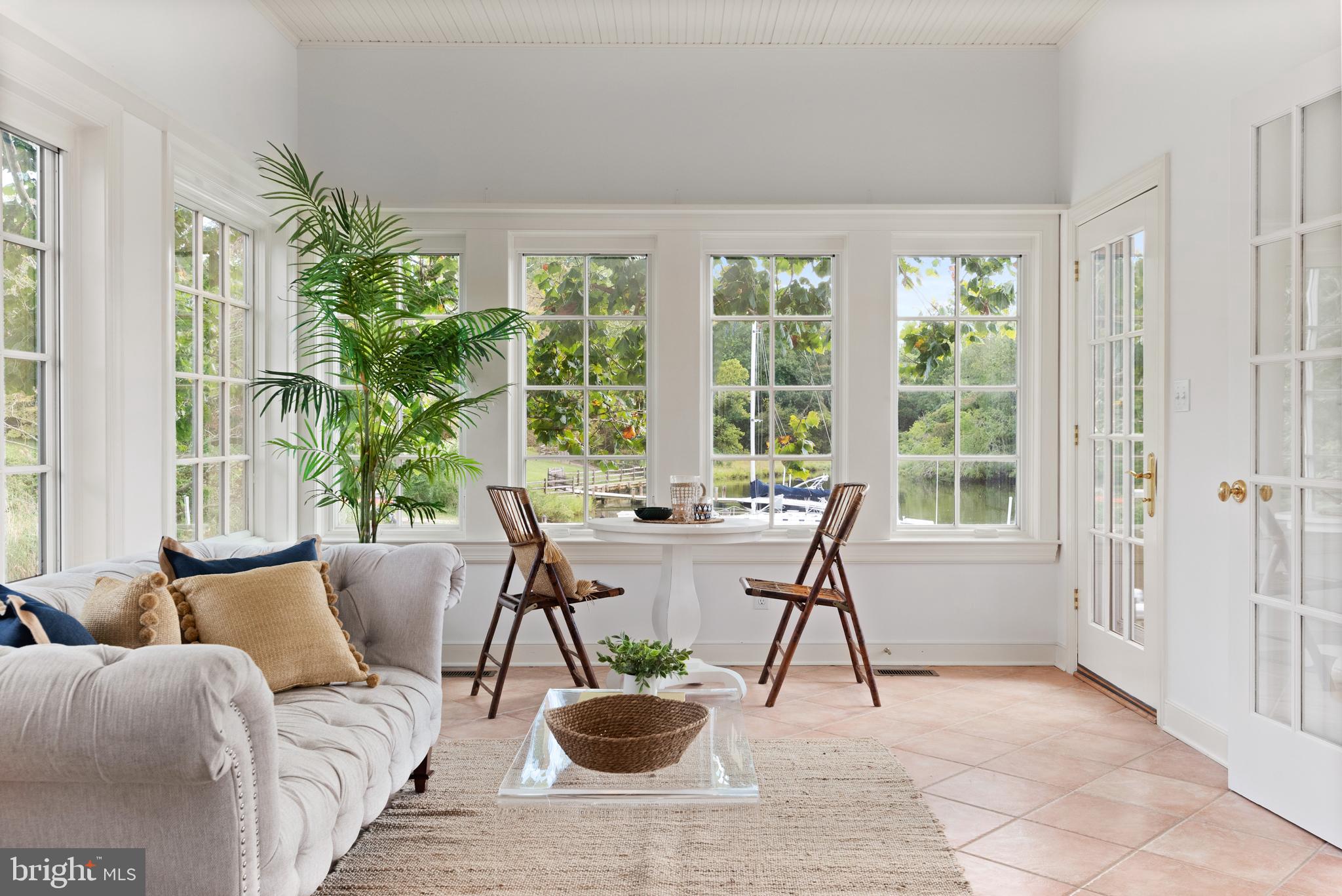 WILD ROSE SHORES - Residential