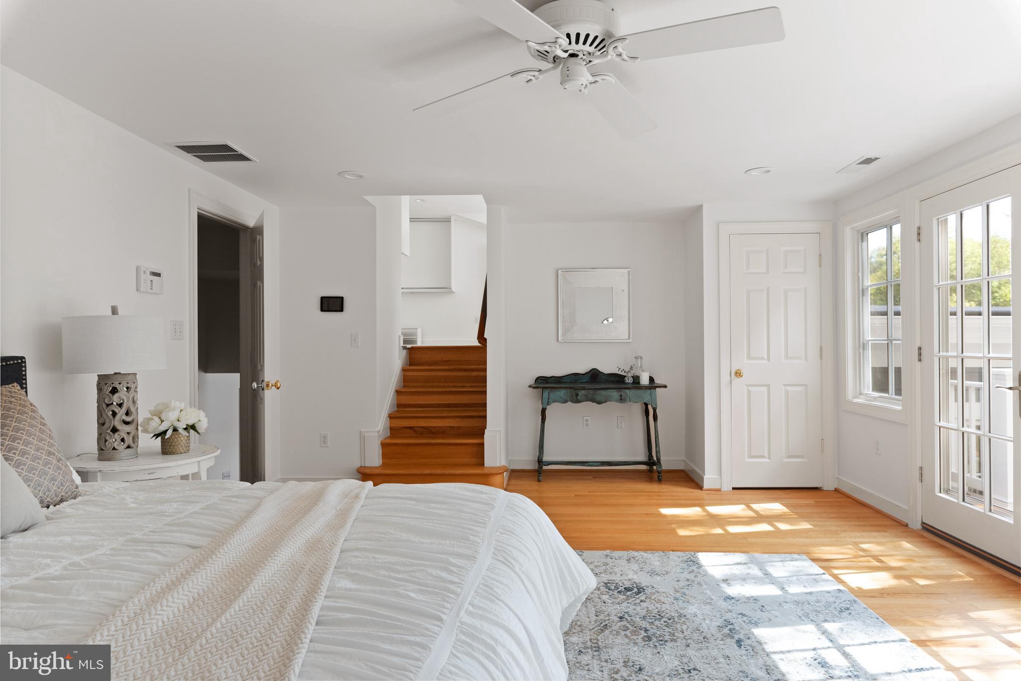 WILD ROSE SHORES - Residential