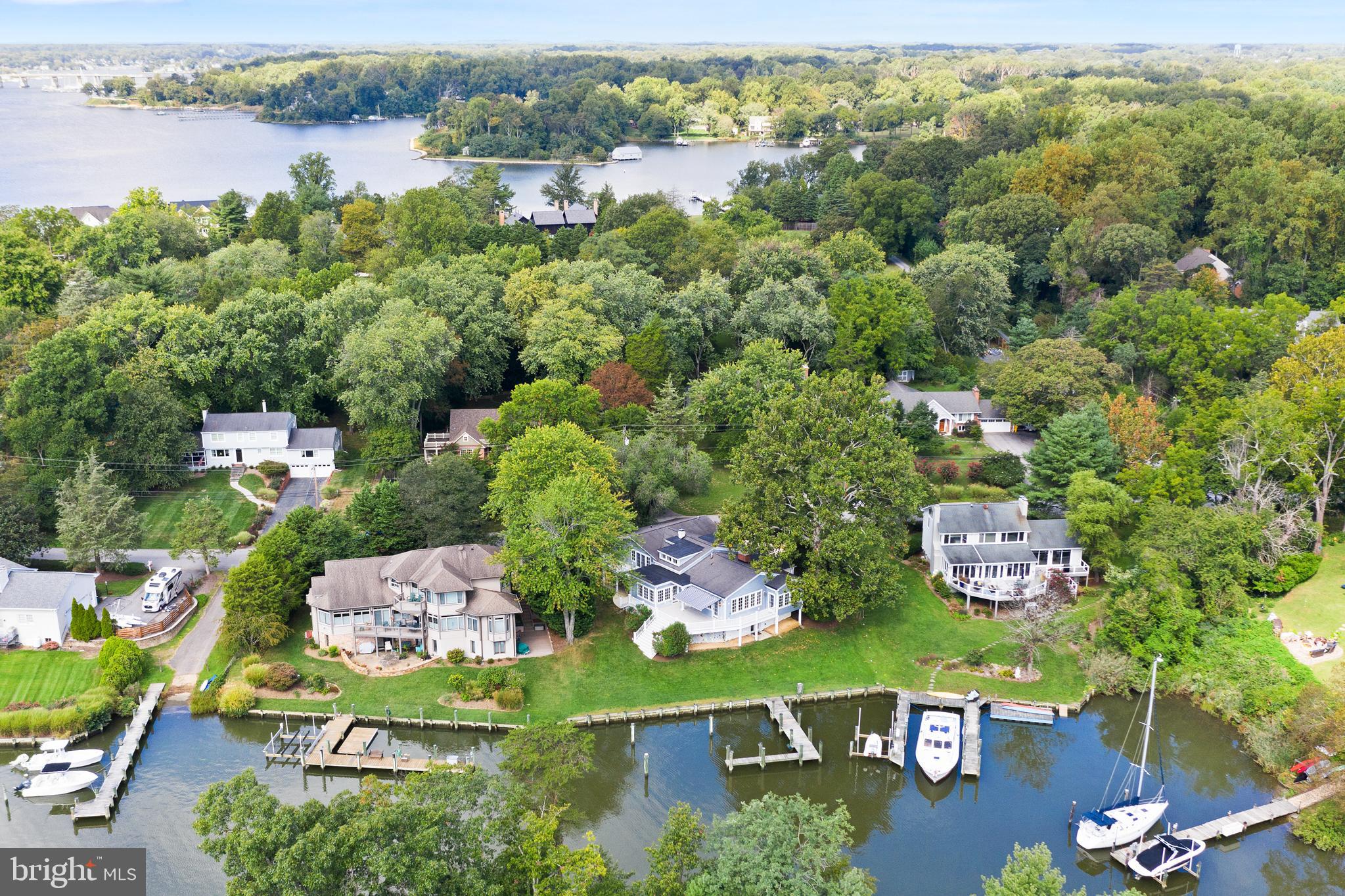 WILD ROSE SHORES - Residential