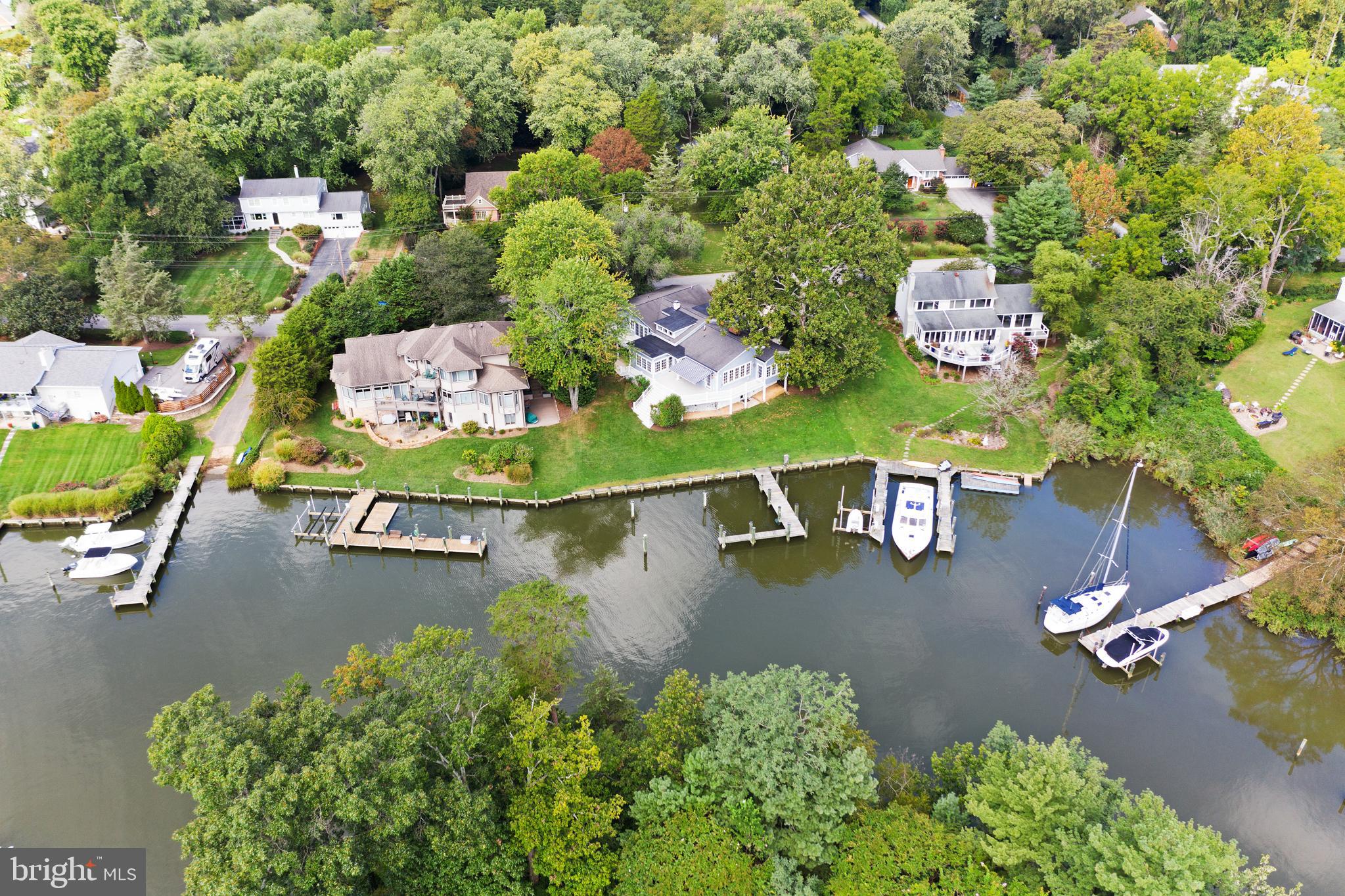 WILD ROSE SHORES - Residential