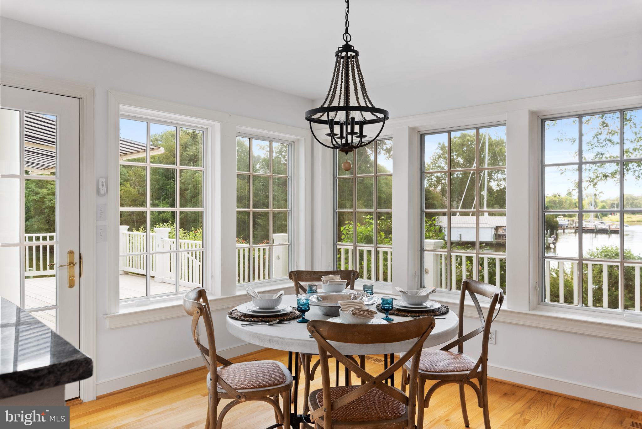 WILD ROSE SHORES - Residential