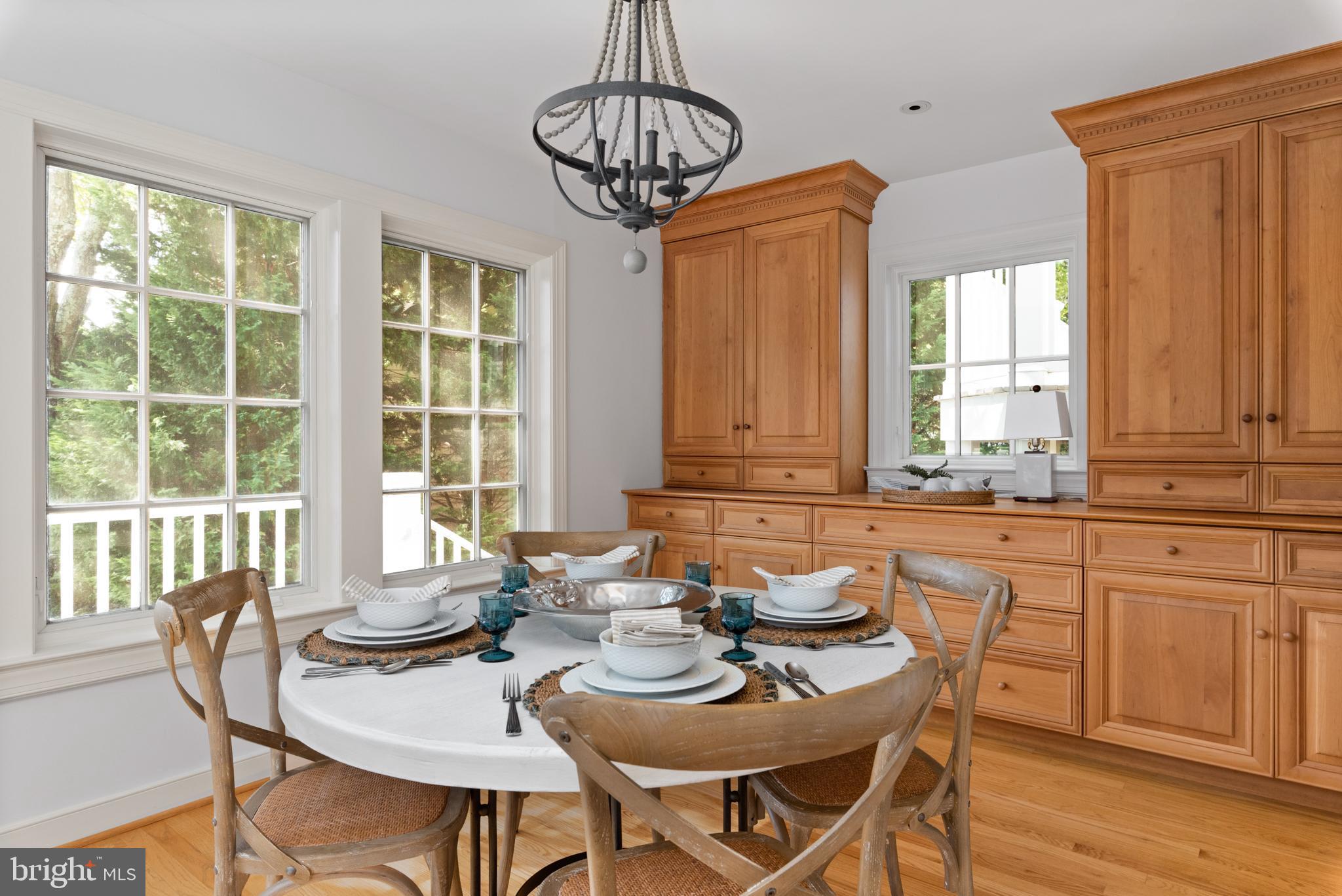 WILD ROSE SHORES - Residential