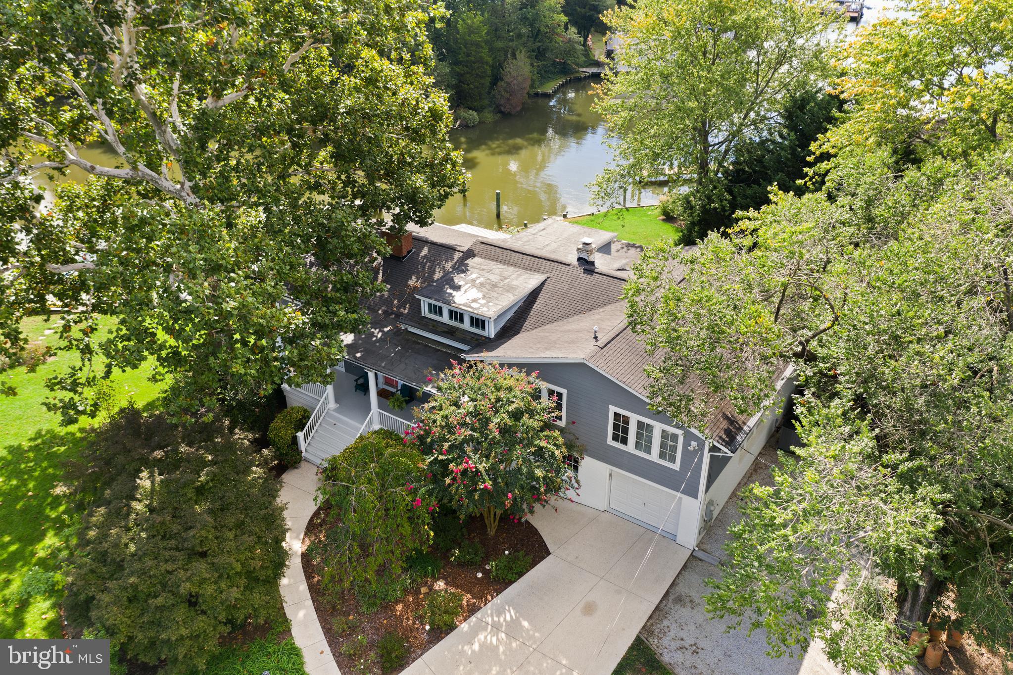 WILD ROSE SHORES - Residential